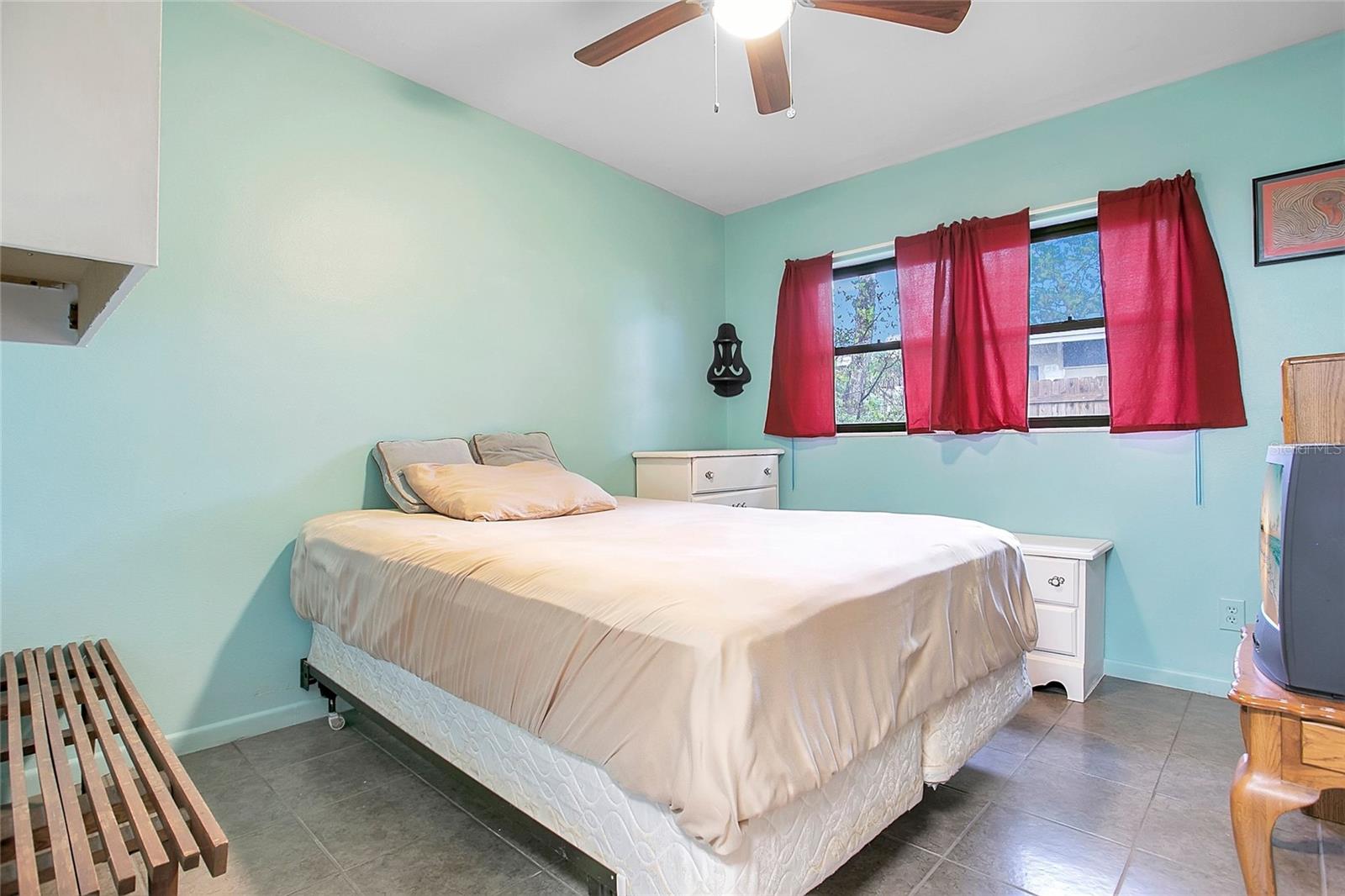 Image 16 of 28 For 580 Gardenia Circle