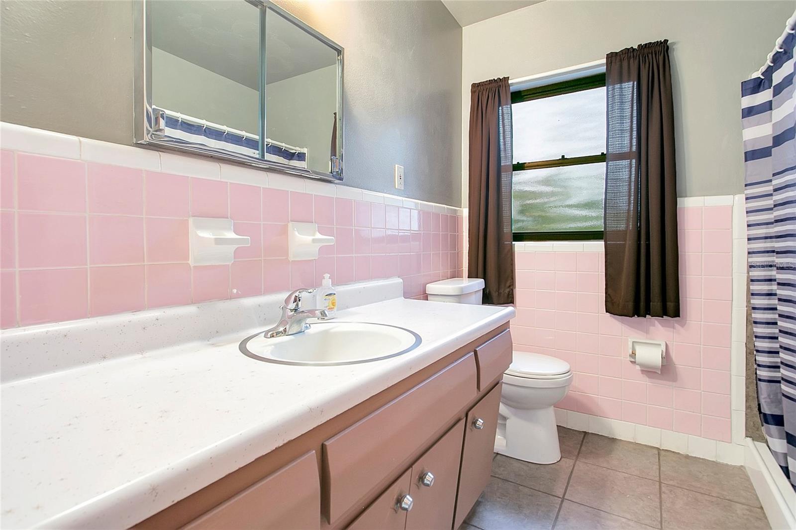 Image 17 of 28 For 580 Gardenia Circle