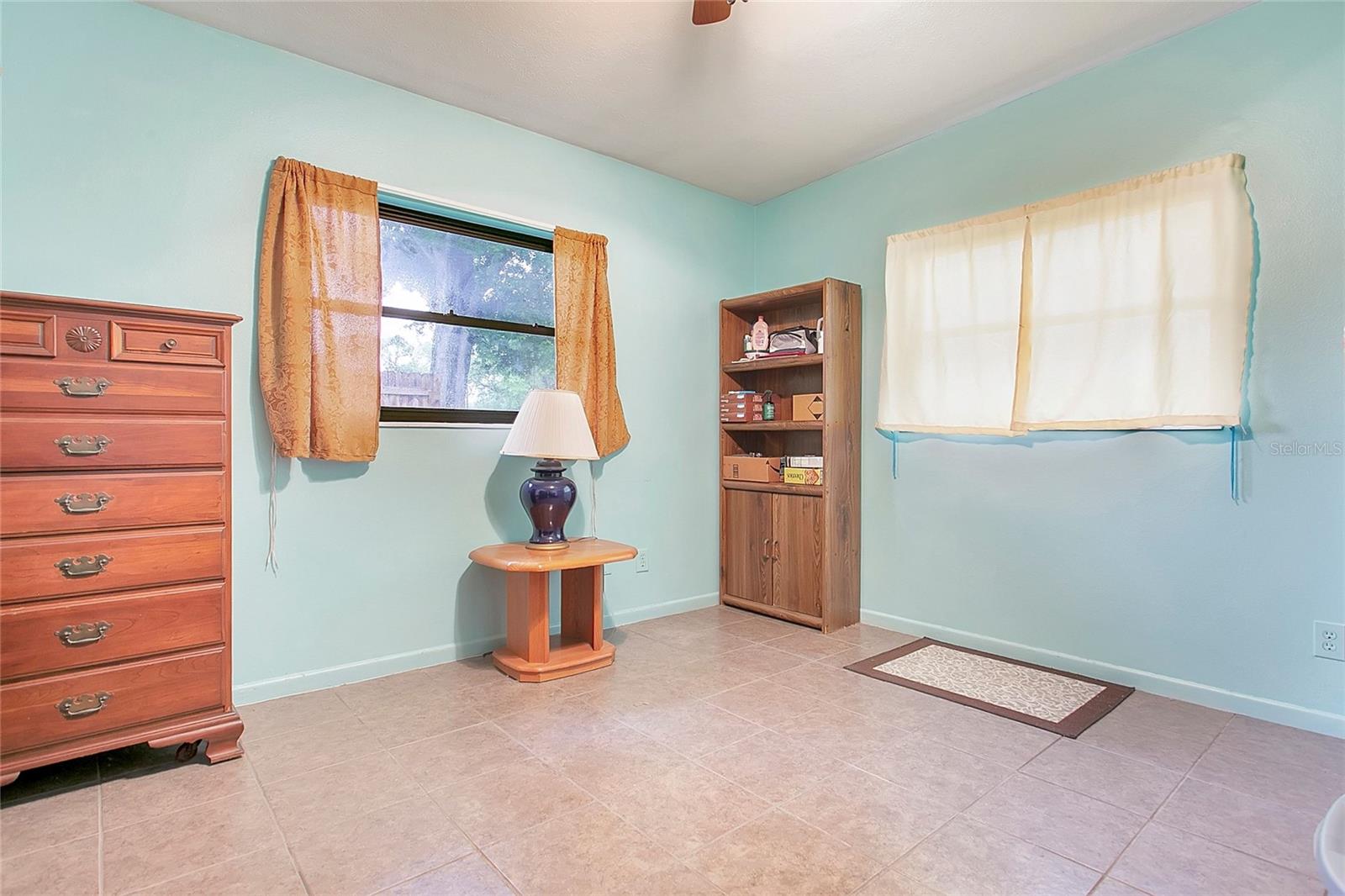 Image 18 of 28 For 580 Gardenia Circle