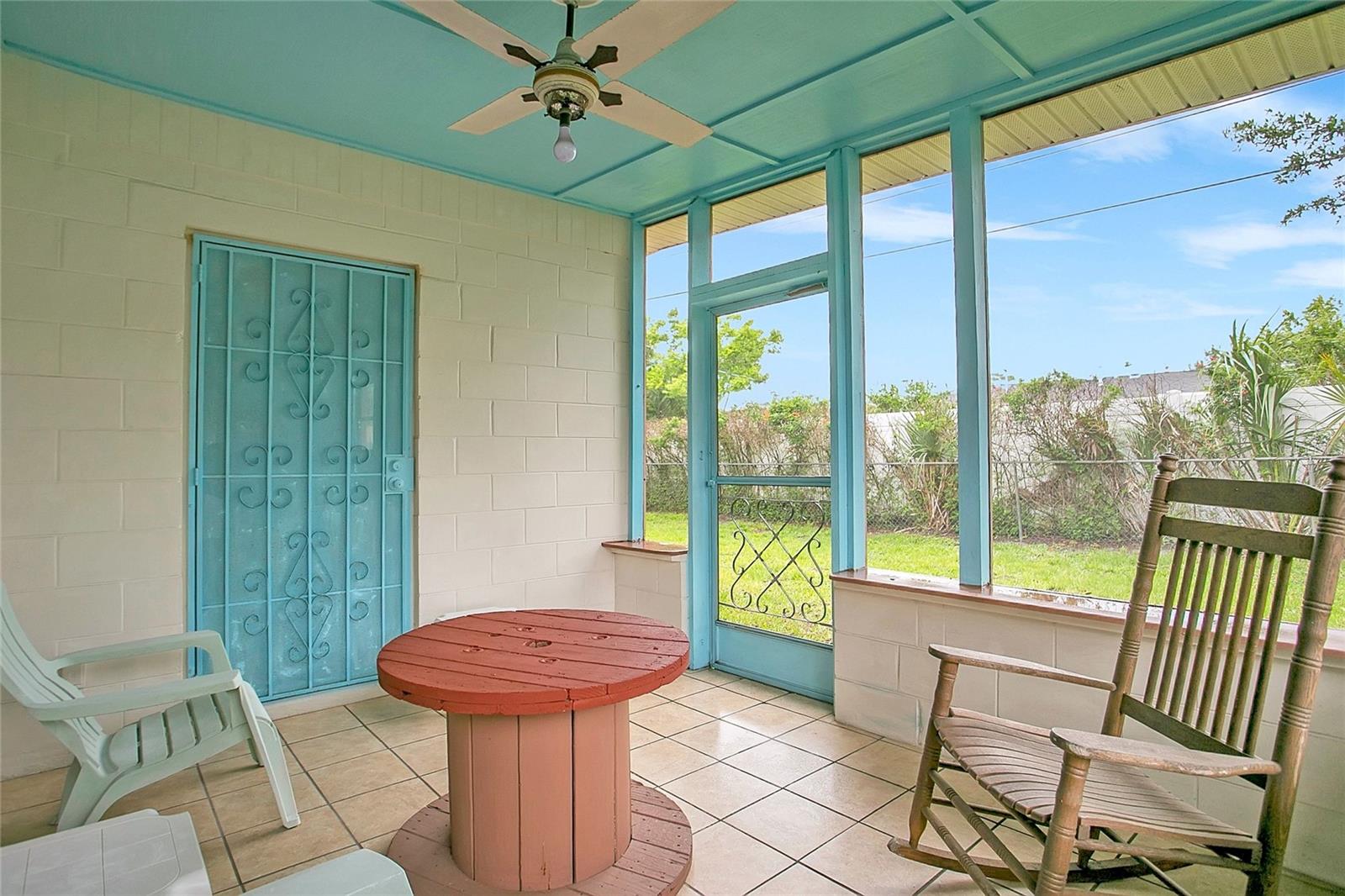 Image 23 of 28 For 580 Gardenia Circle