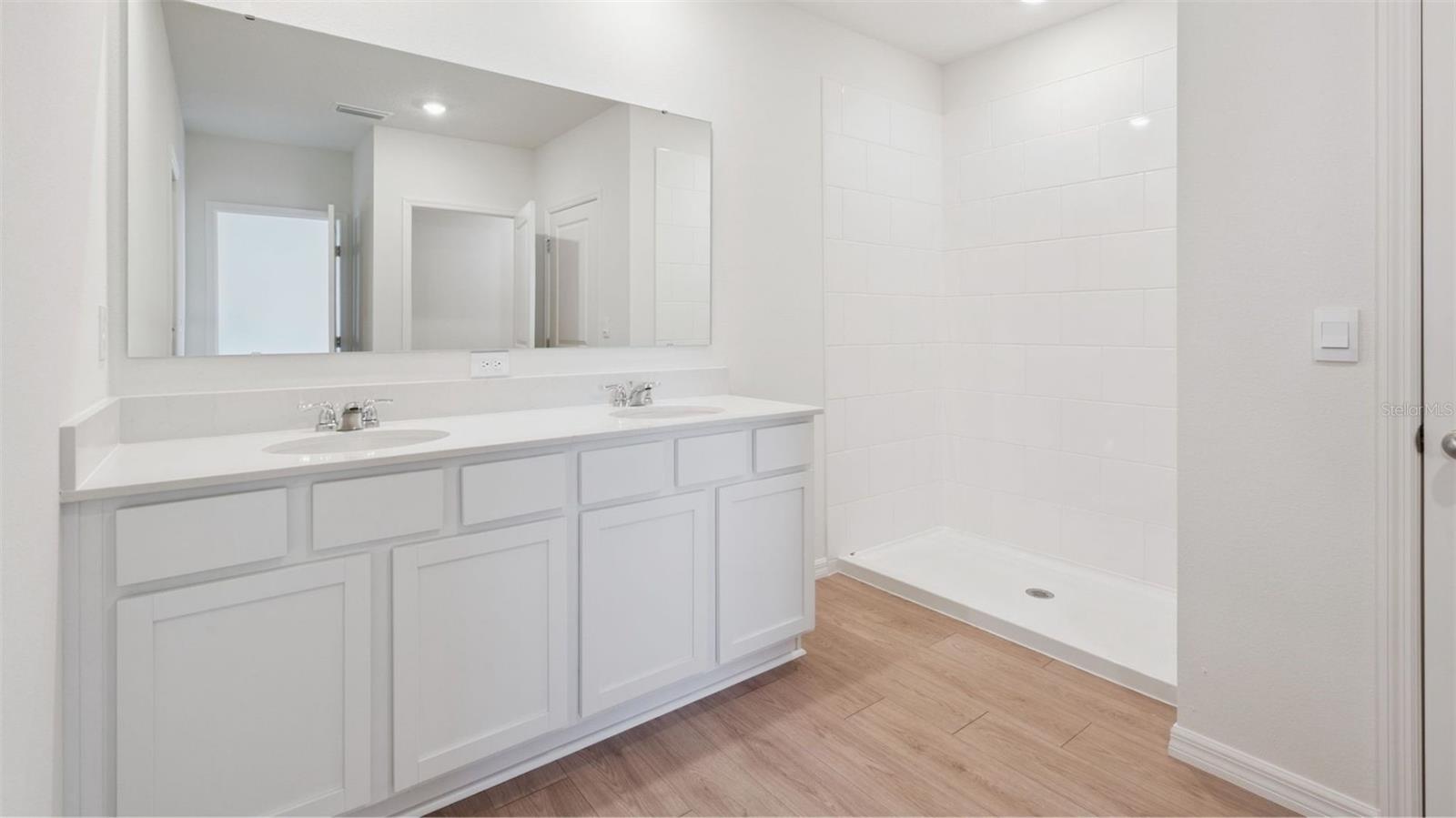 Image 2 of 12 For 4258 Acoma Drive