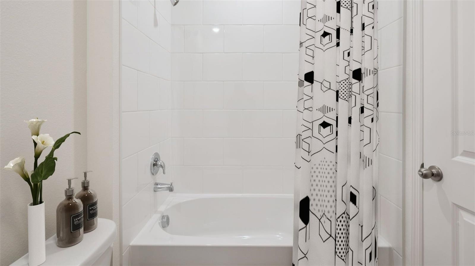 Image 3 of 12 For 4258 Acoma Drive