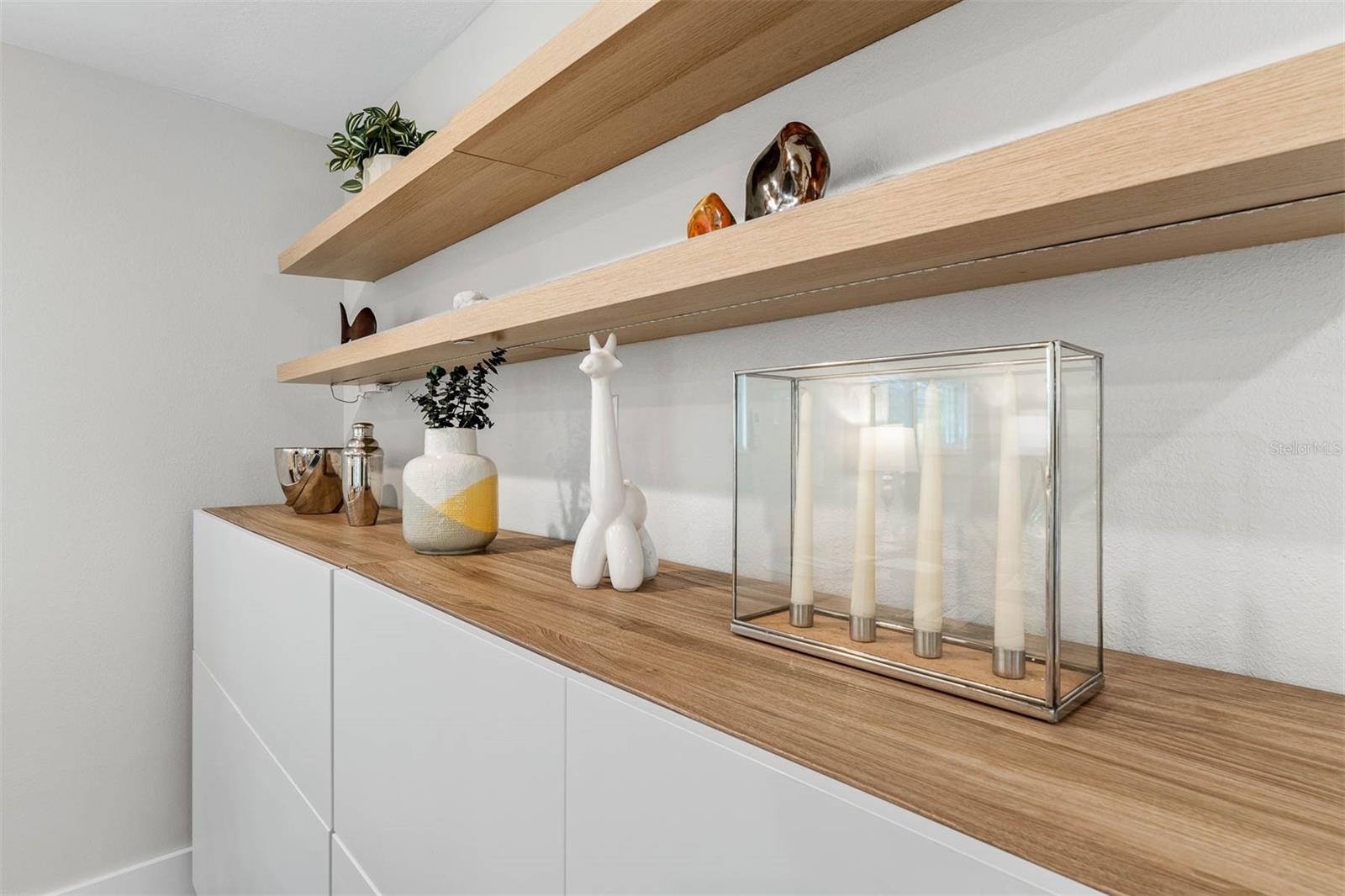 Image 13 of 33 For 228 Harding #b Street