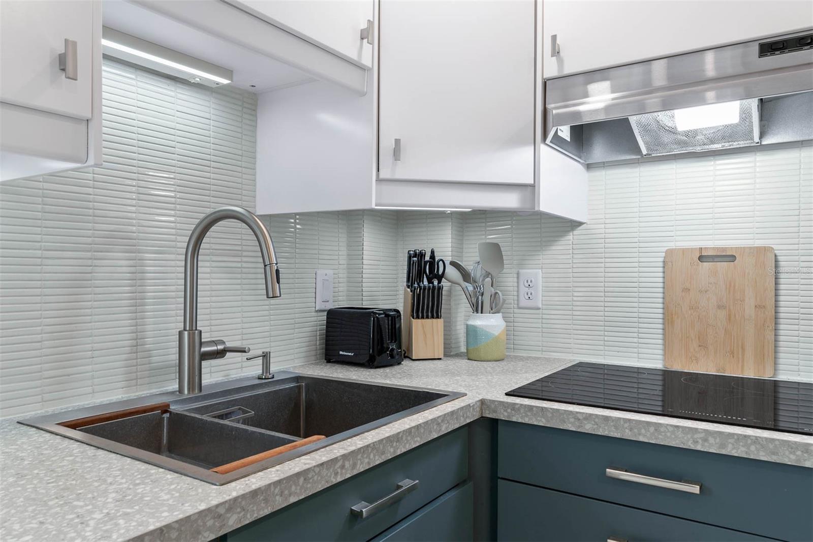 Image 20 of 33 For 228 Harding #b Street