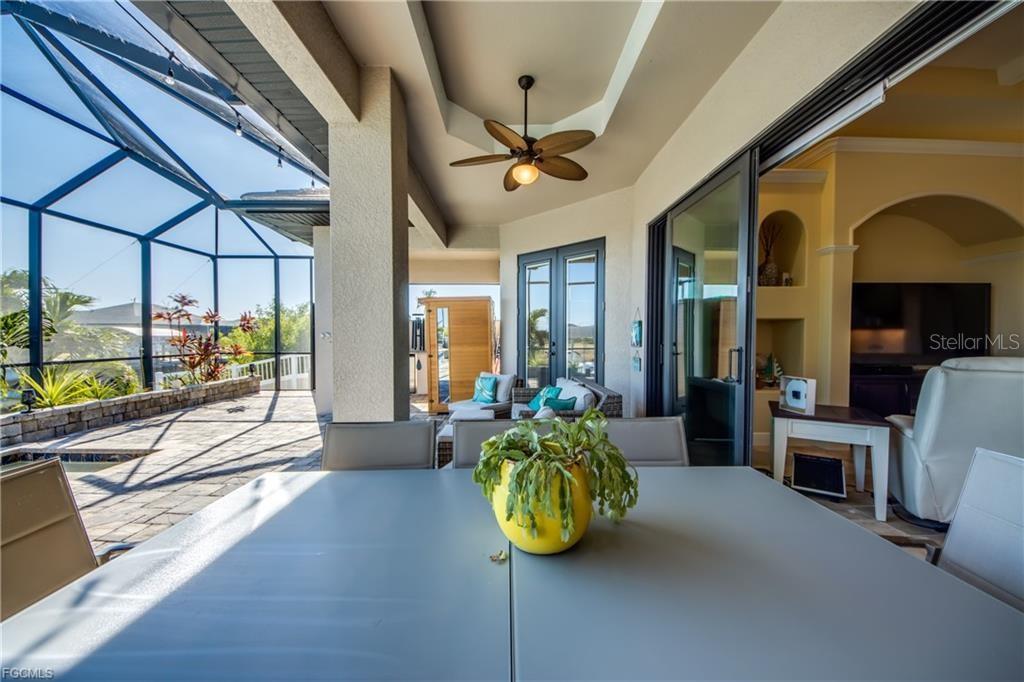 Image 19 of 27 For 1219 Old Burnt Store Road N