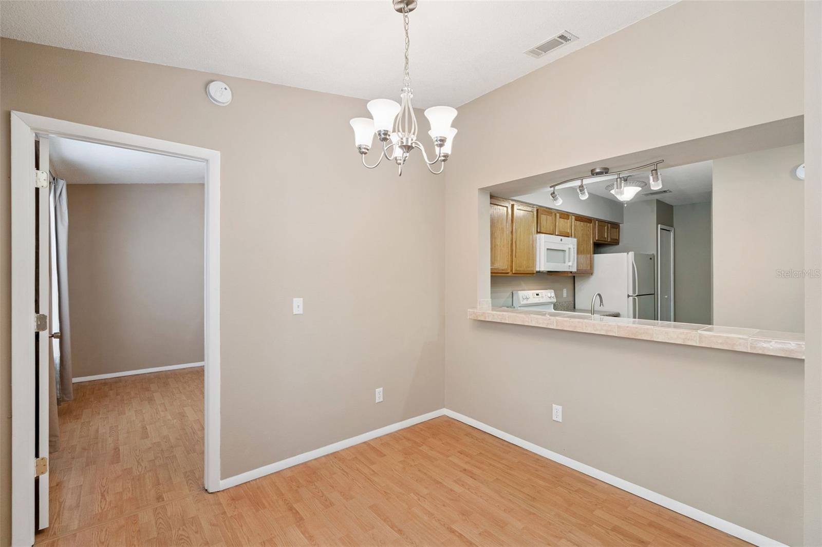 Image 10 of 32 For 3148 S Semoran Blvd  705