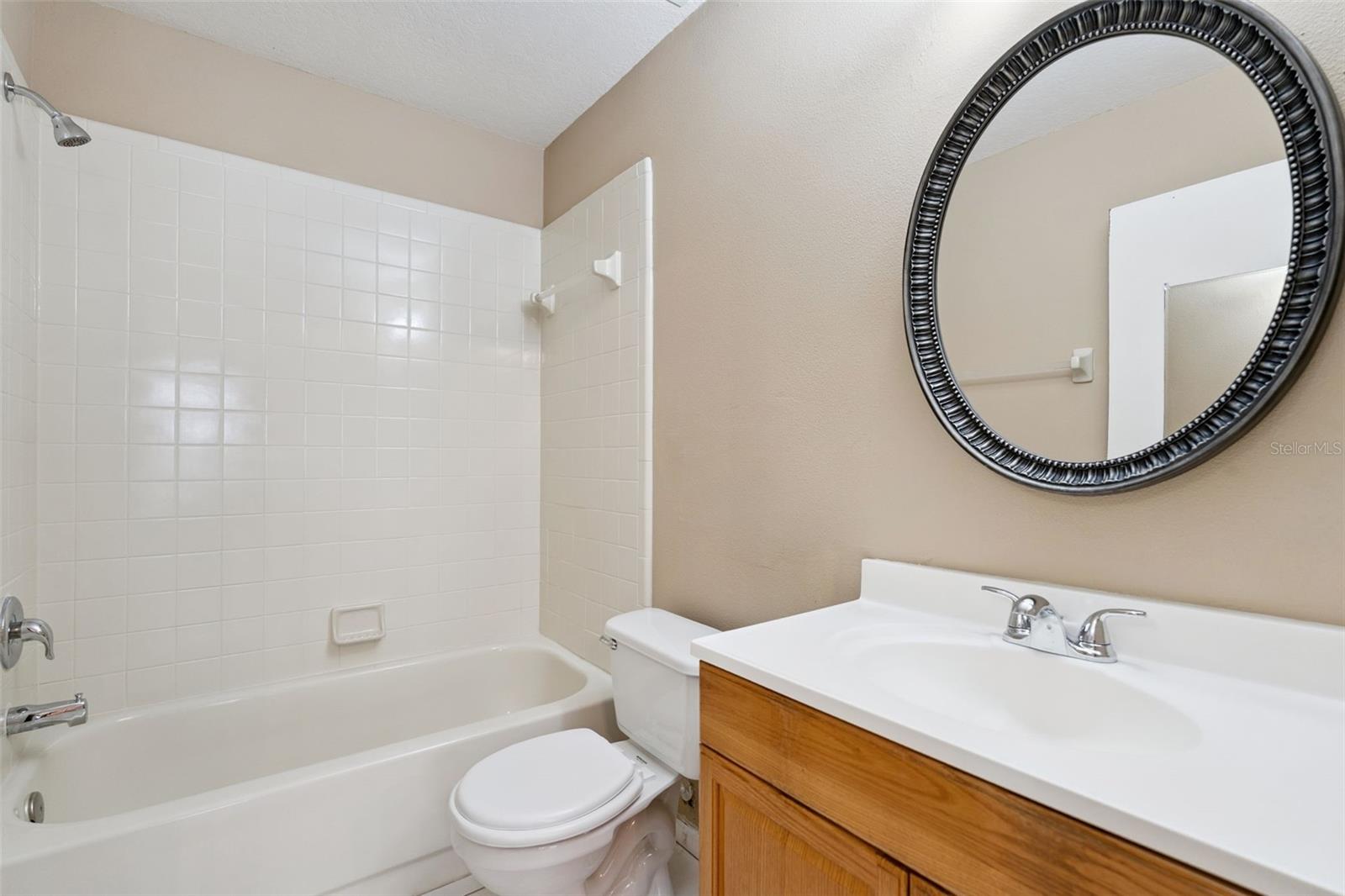 Image 20 of 32 For 3148 S Semoran Blvd  705