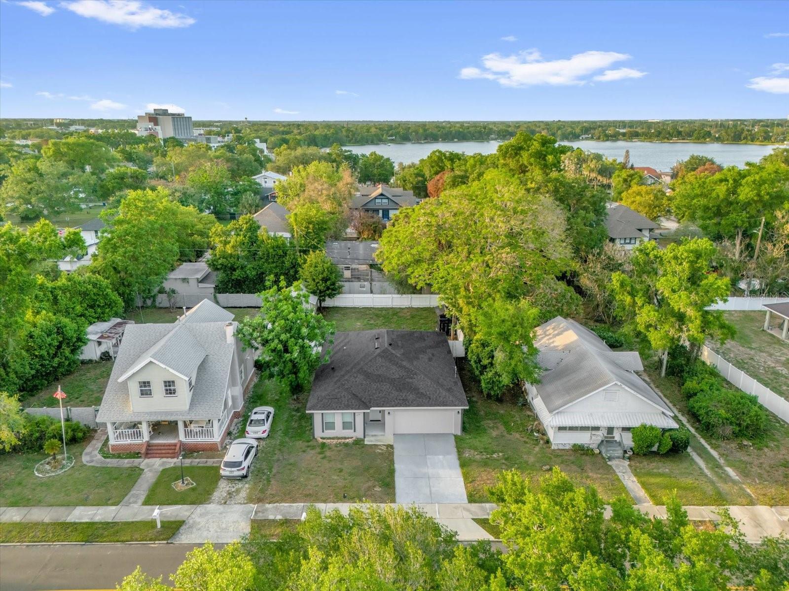 Image 16 of 17 For 319 Avenue A Ne