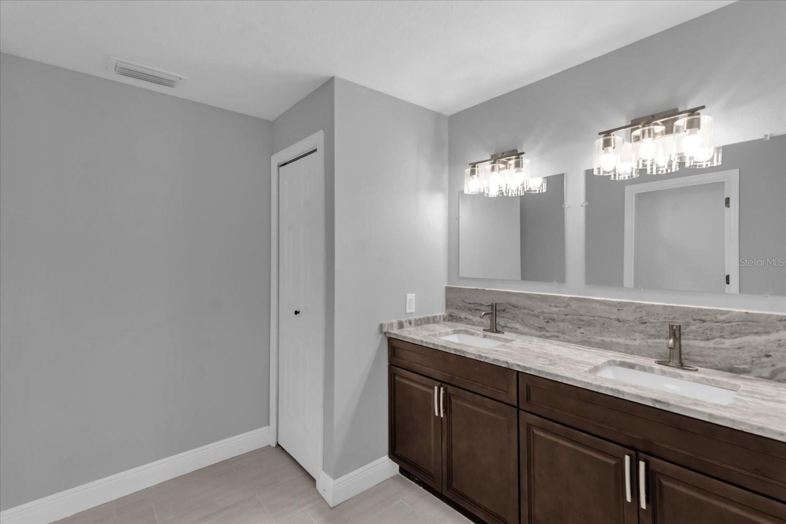 Image 9 of 17 For 319 Avenue A Ne