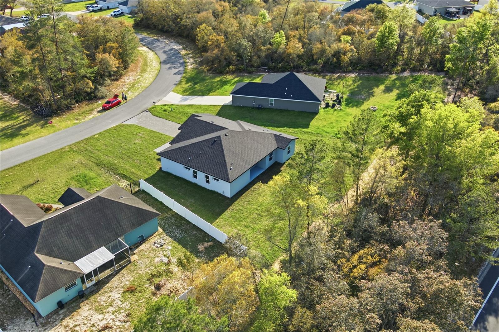 Listing photo id 1 for 13695 40th Circle