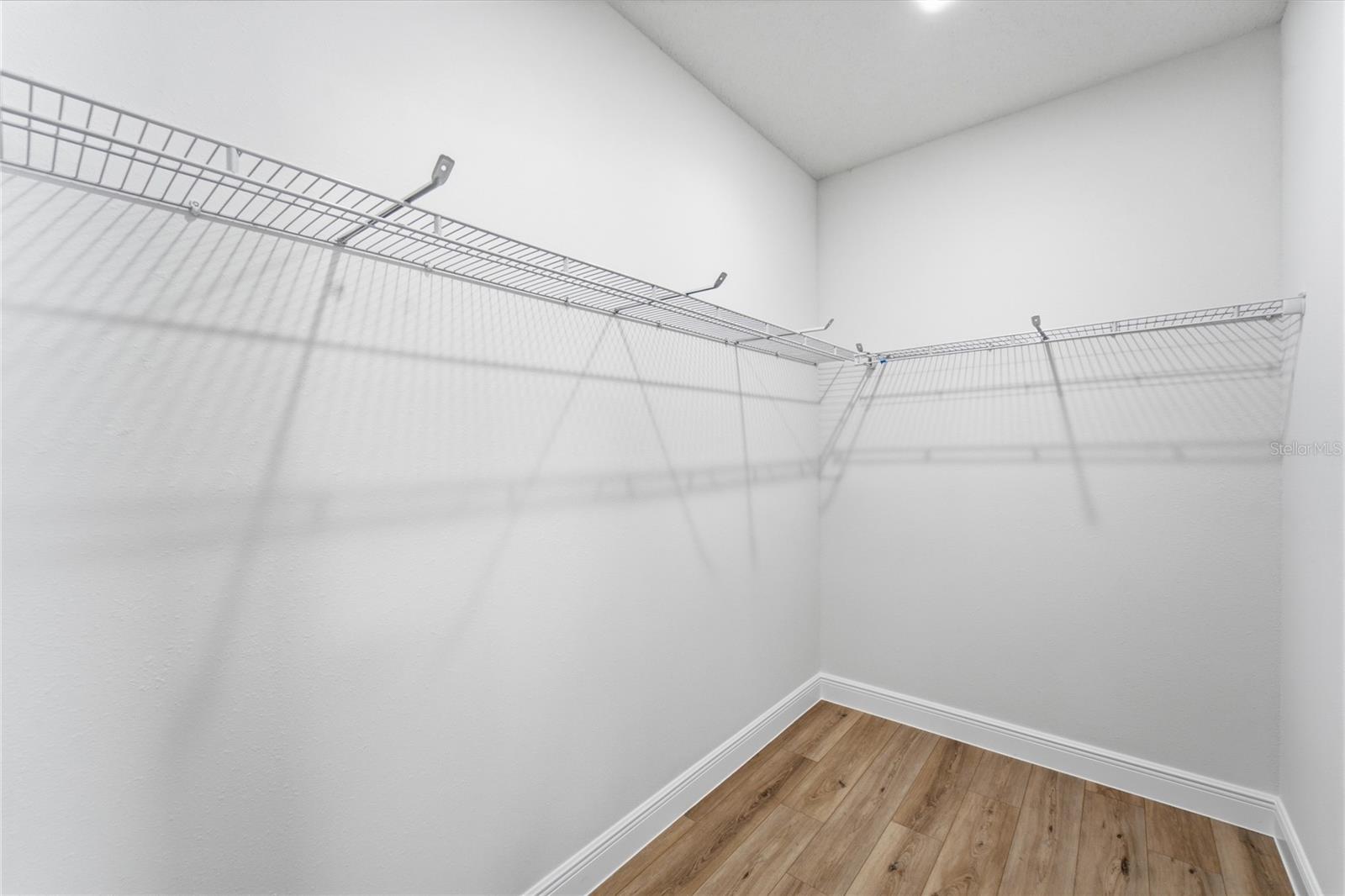 Listing photo id 32 for 13695 40th Circle