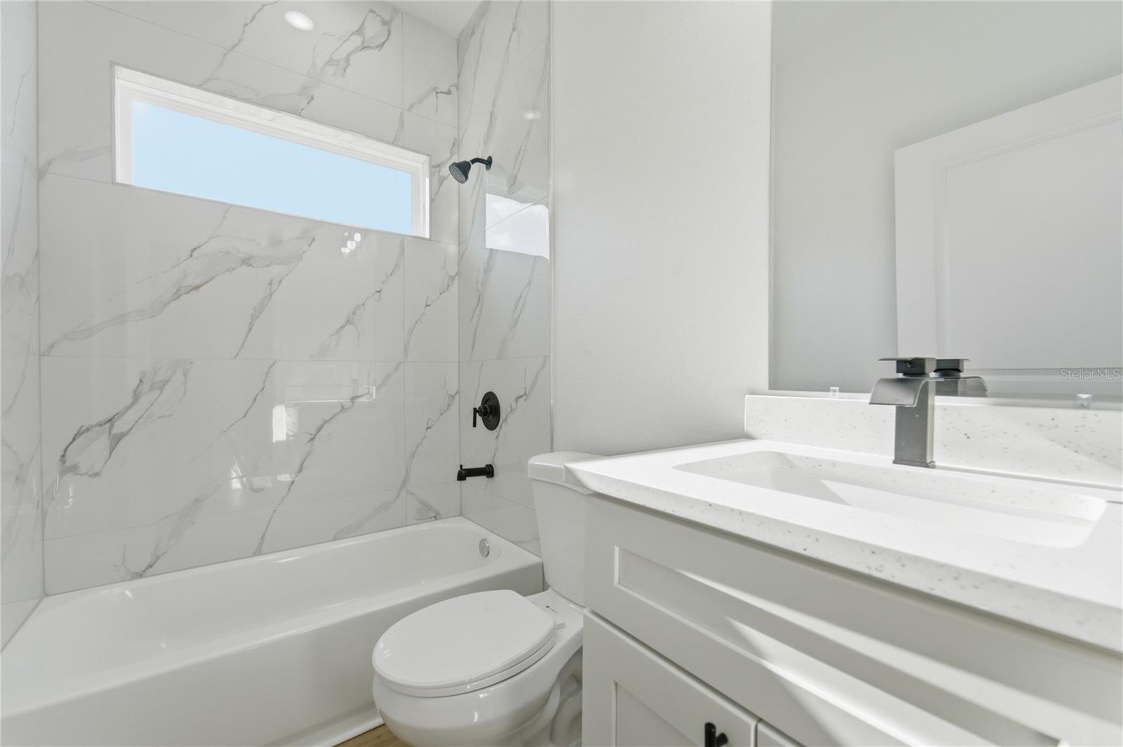 Listing photo id 35 for 13695 40th Circle