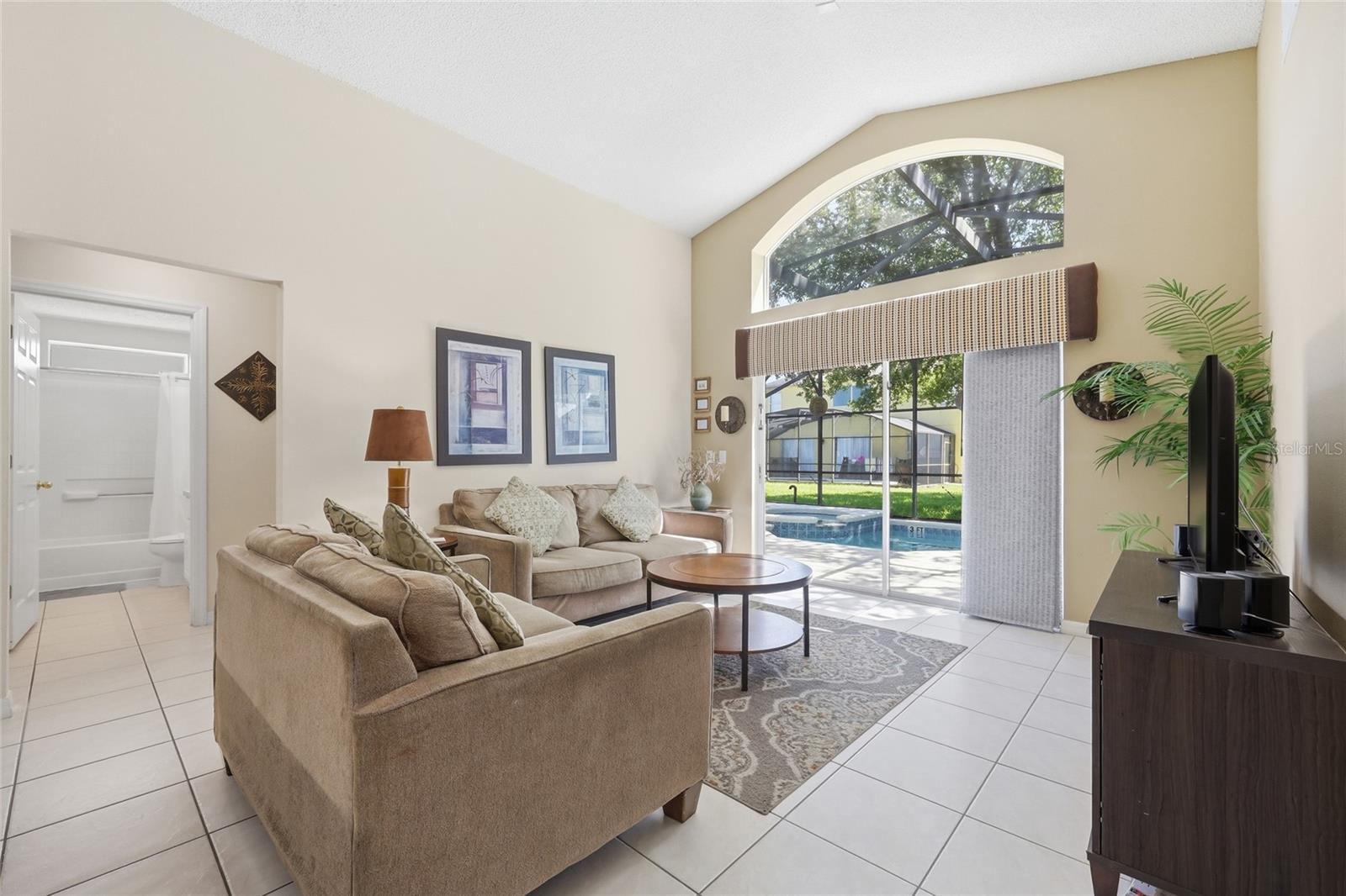 Image 17 of 71 For 2721 Lido Key Drive