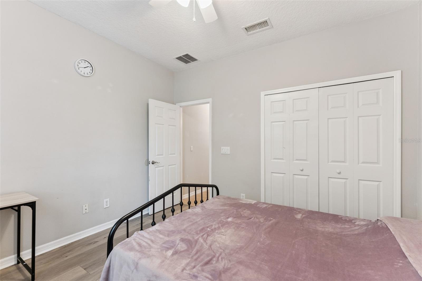 Image 24 of 36 For 4627 Blue Major Drive