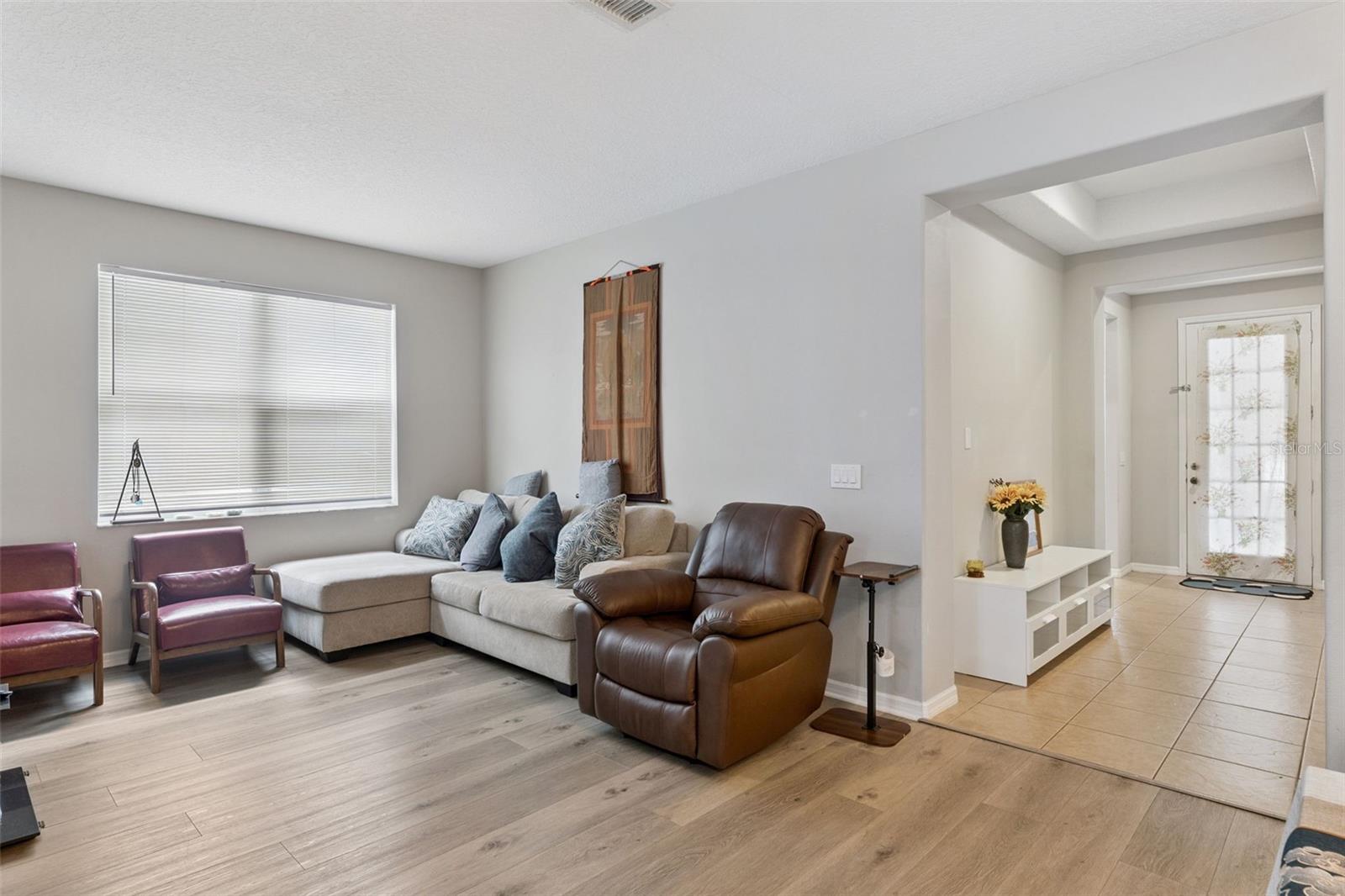 Image 6 of 36 For 4627 Blue Major Drive