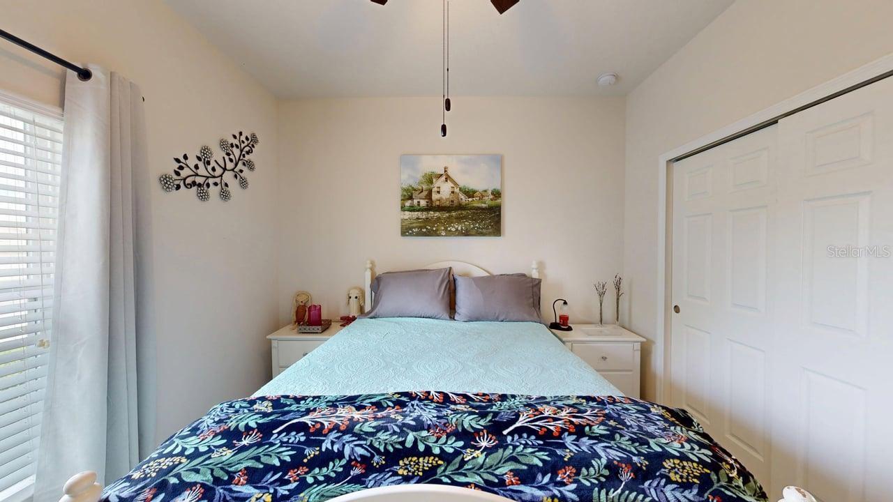 Image 15 of 56 For 914 Bay Bridge Circle