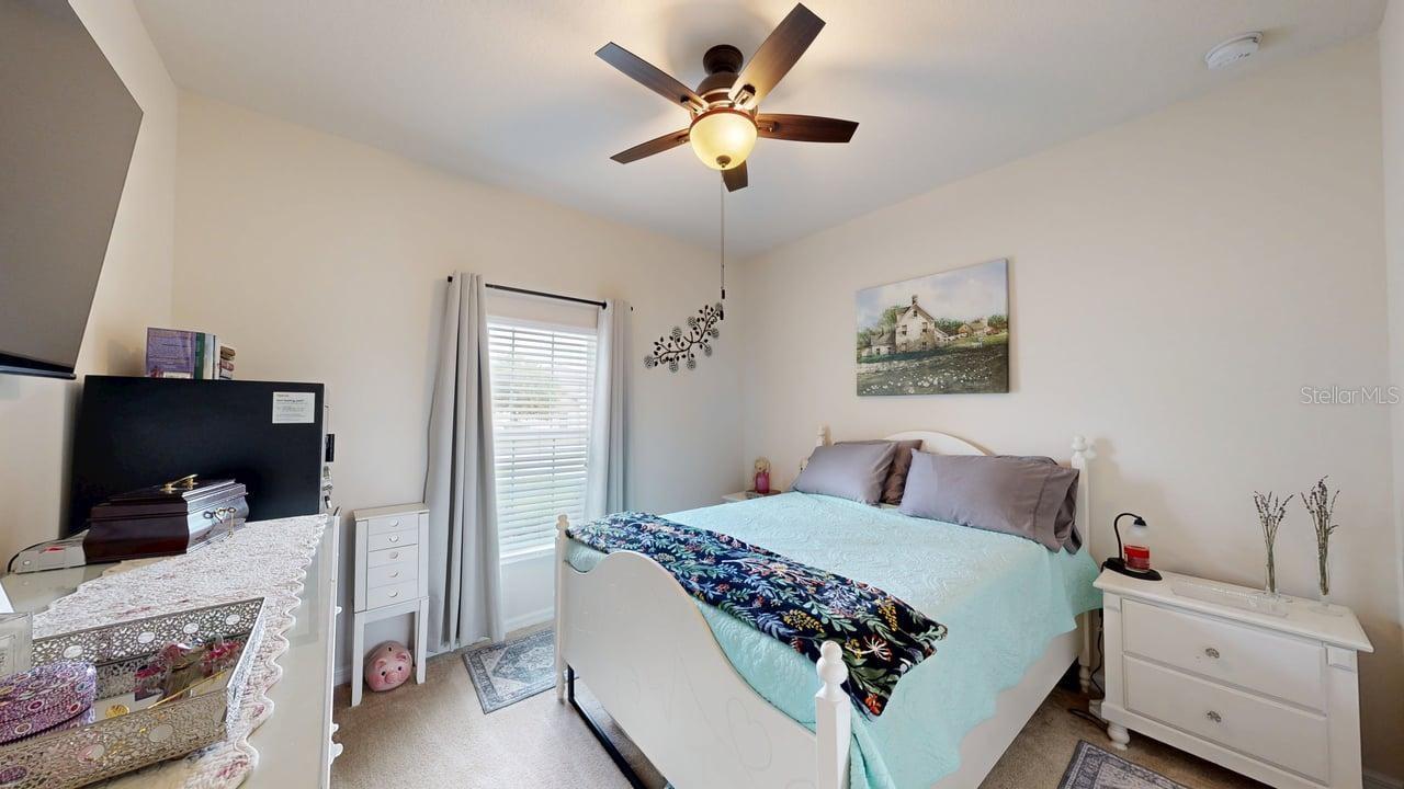 Image 22 of 56 For 914 Bay Bridge Circle