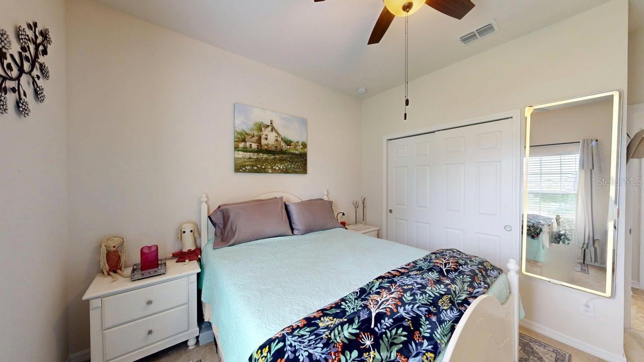 Image 39 of 56 For 914 Bay Bridge Circle