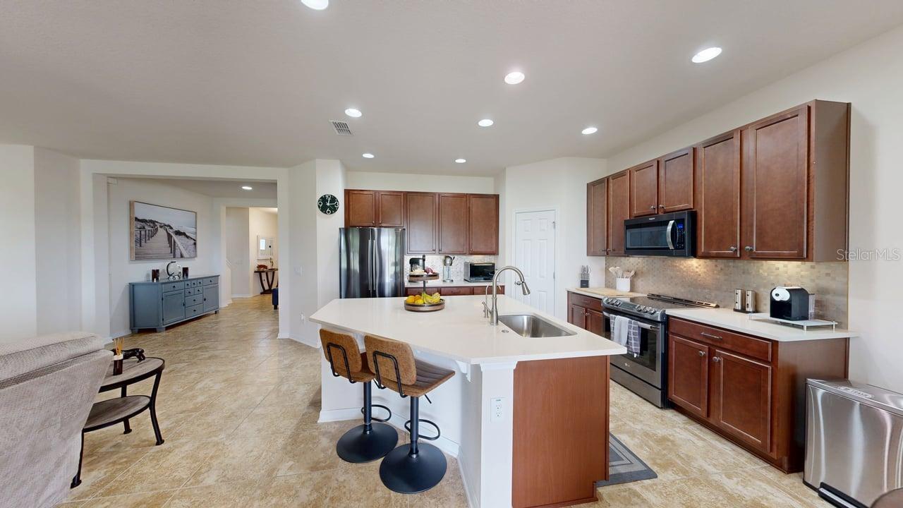 Image 54 of 56 For 914 Bay Bridge Circle