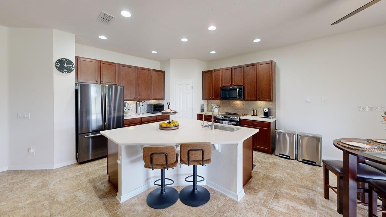 Image 55 of 56 For 914 Bay Bridge Circle