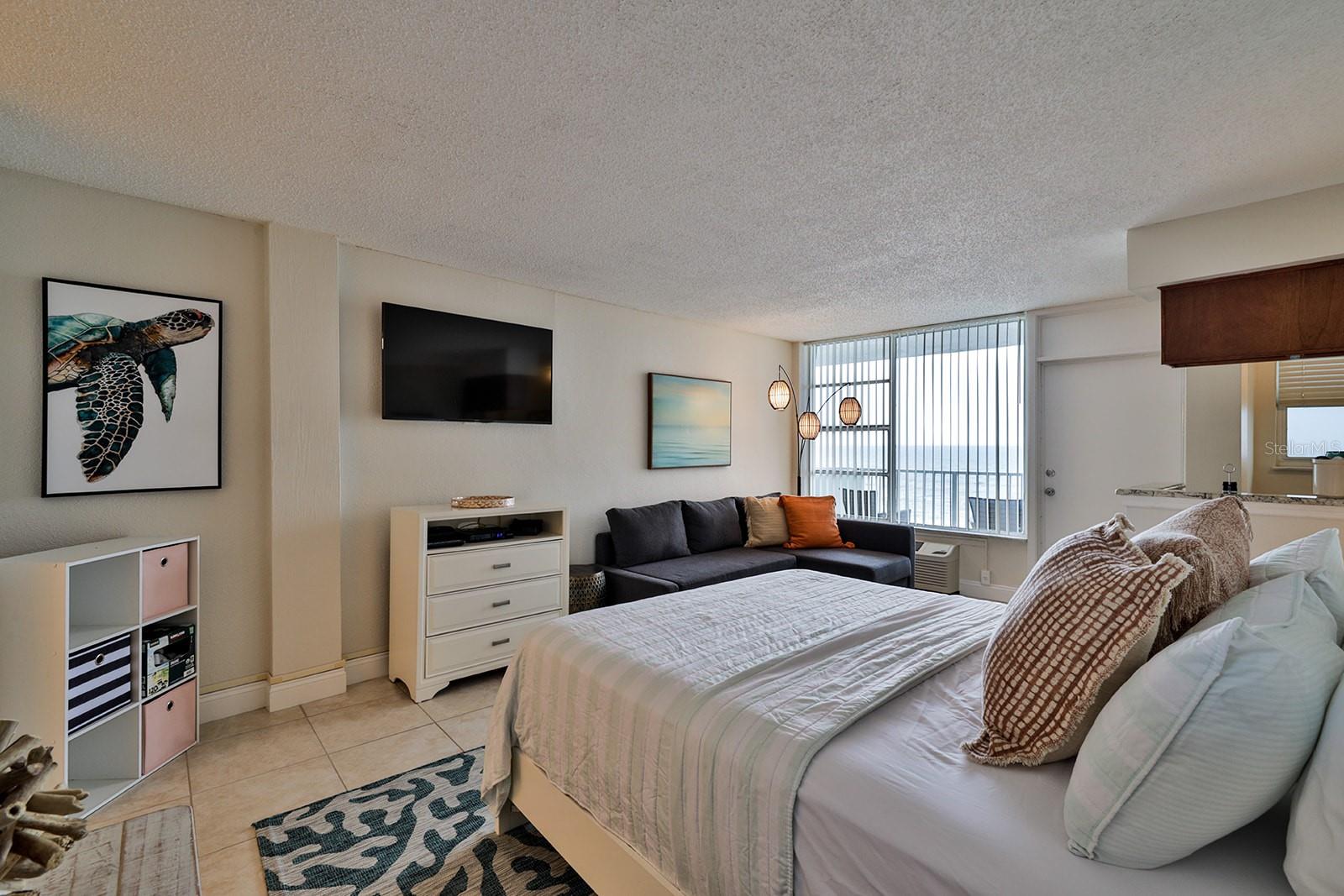 Image 7 of 27 For 800 Atlantic Avenue 606