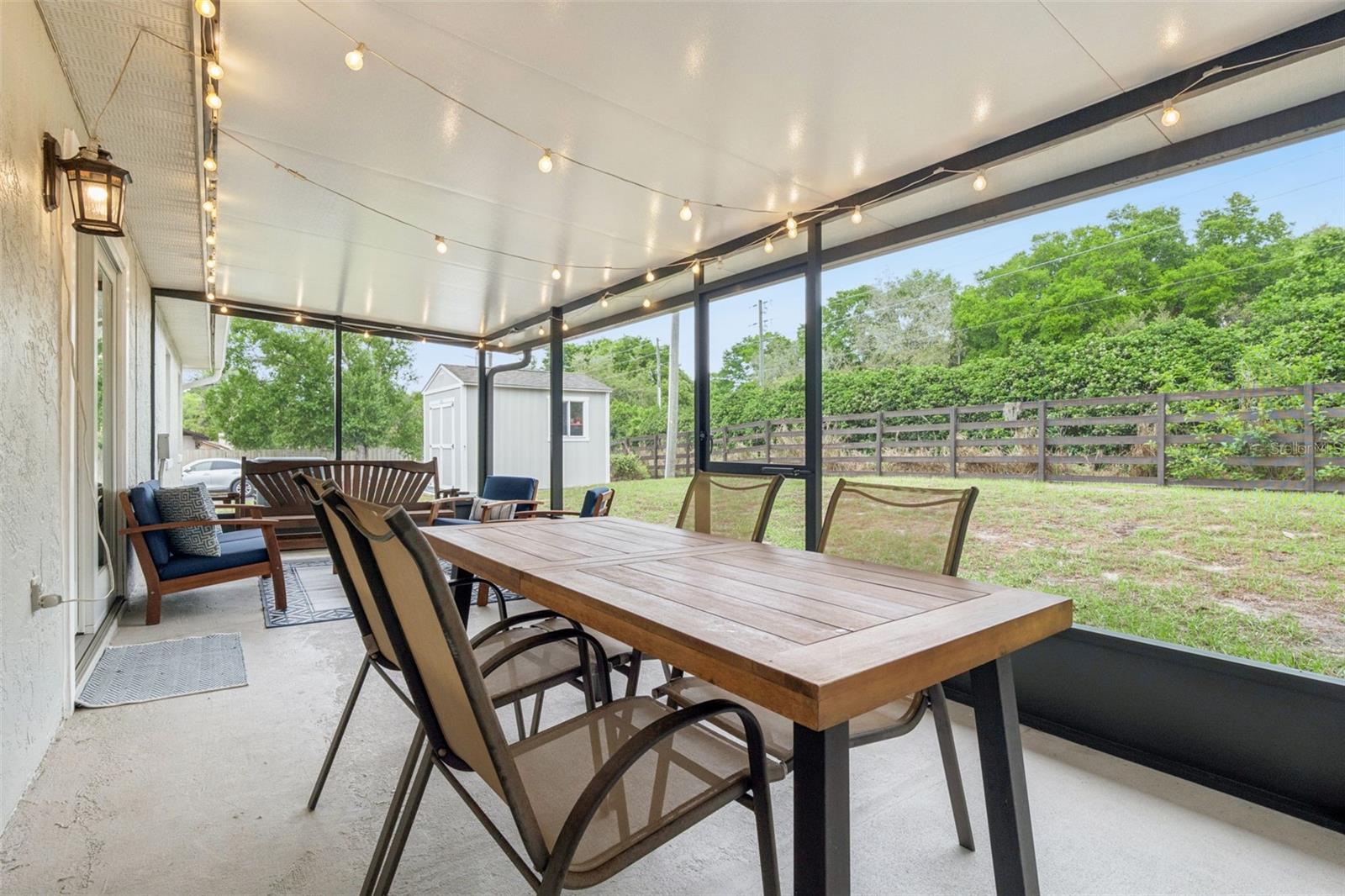 Image 28 of 35 For 859 Benchwood Drive