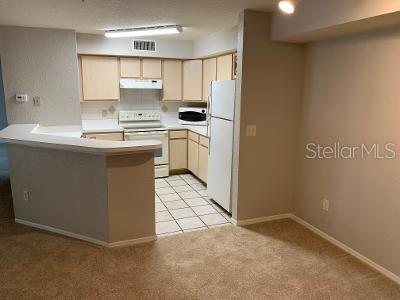 Image 2 of 11 For 824 Camargo Way 206