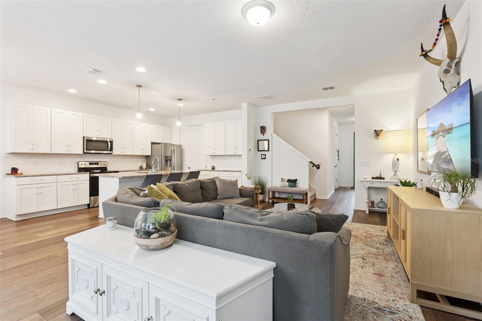 Image 10 of 37 For 2583 Circolo Lane