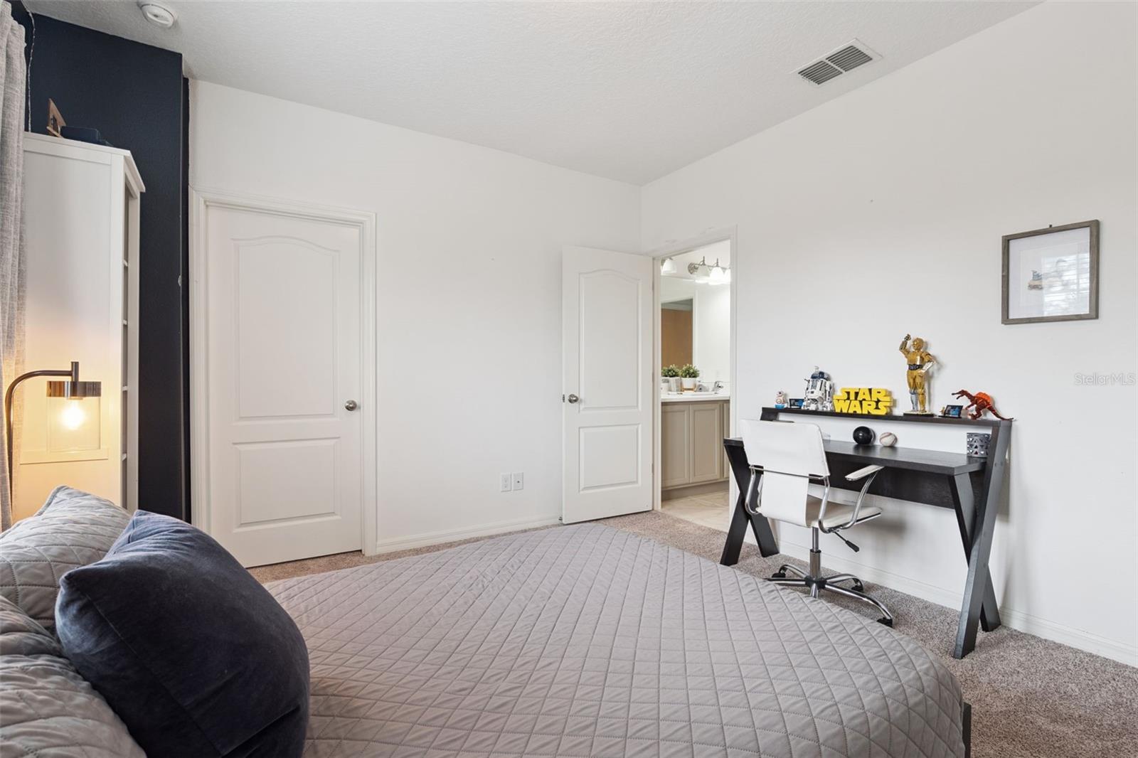 Image 29 of 37 For 2583 Circolo Lane