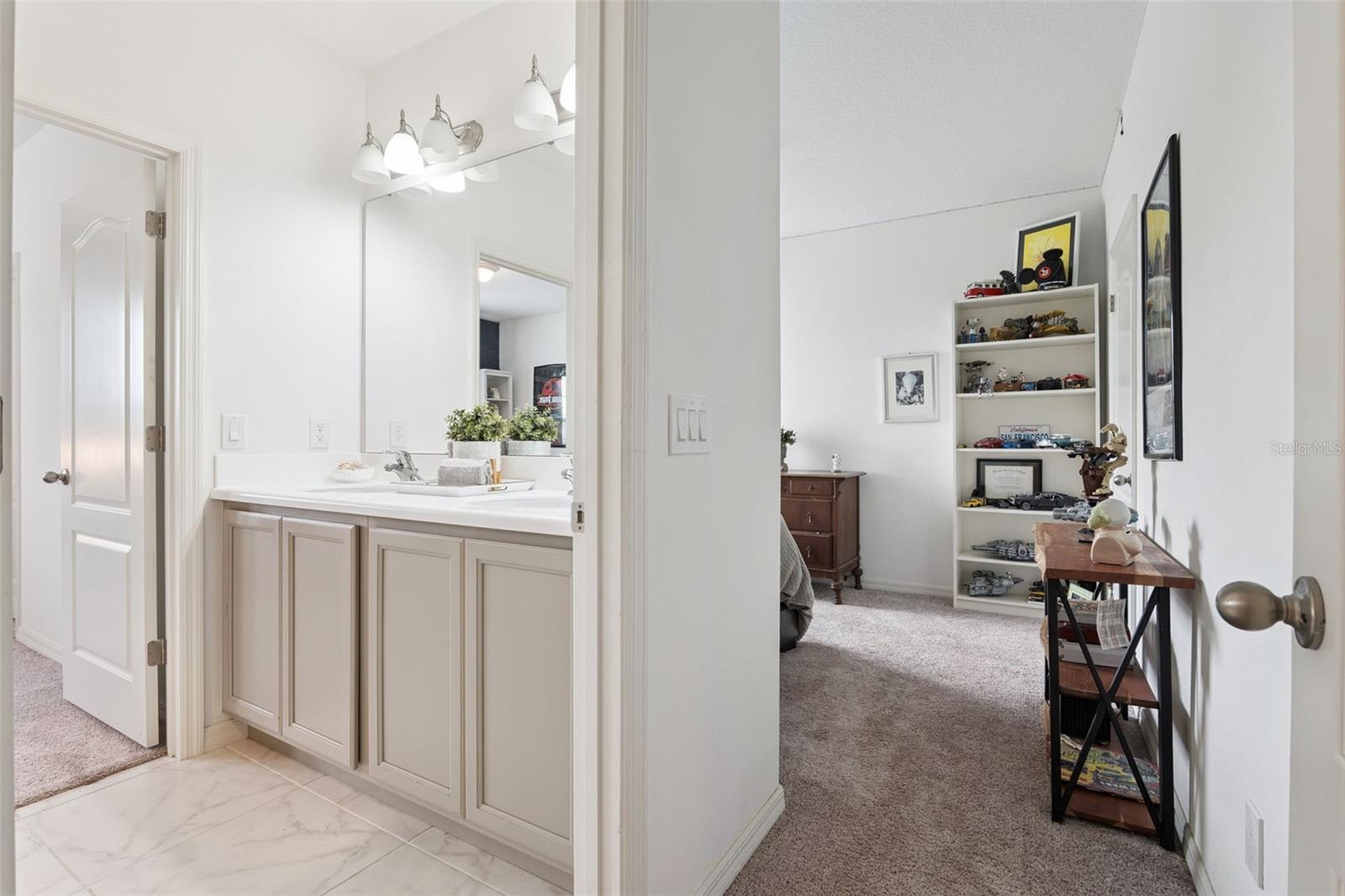 Image 30 of 37 For 2583 Circolo Lane