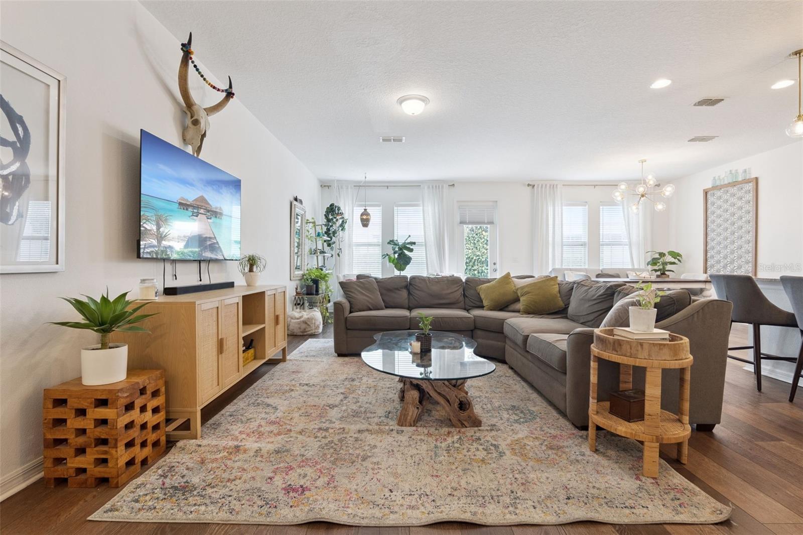 Image 7 of 37 For 2583 Circolo Lane