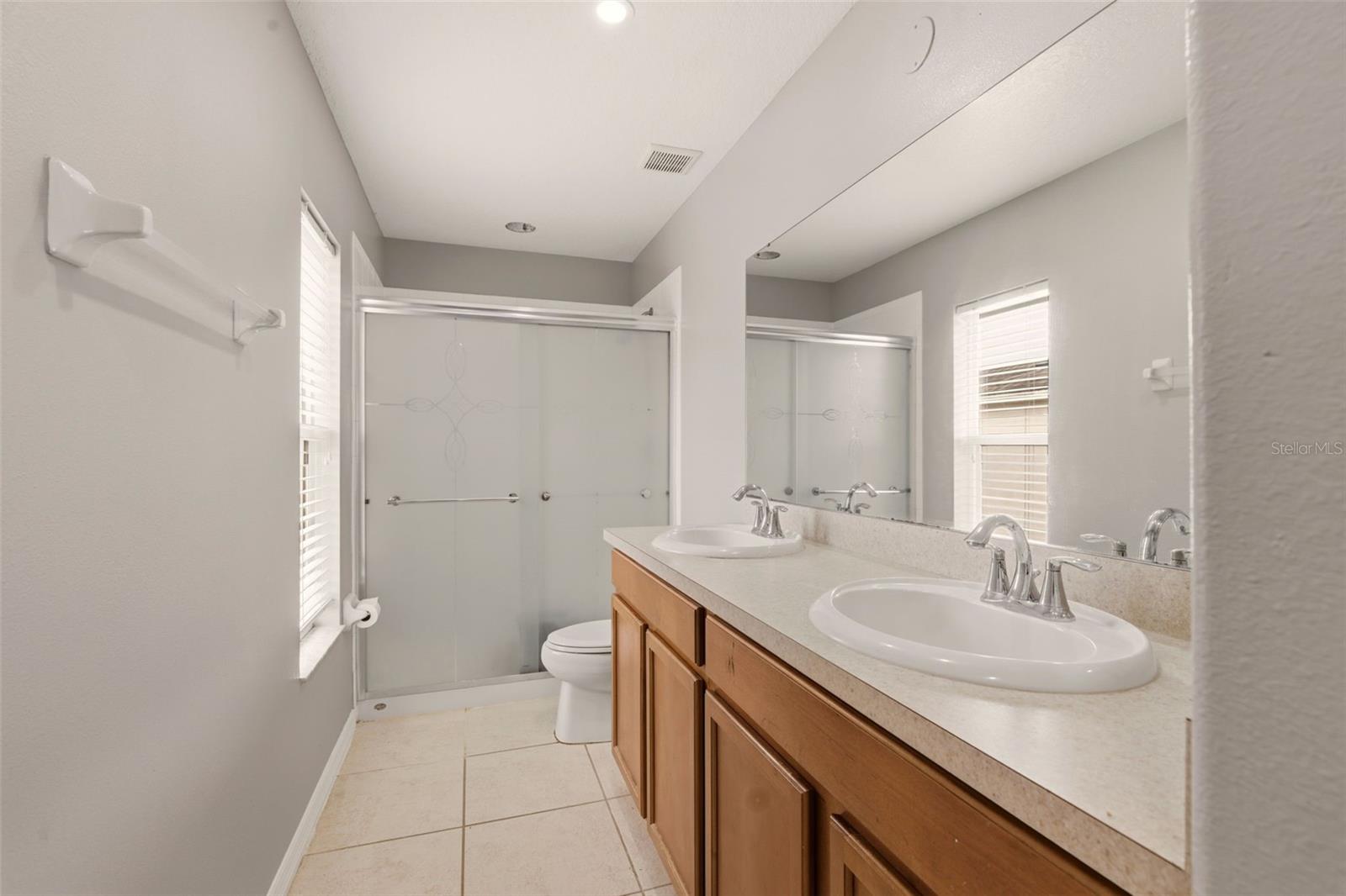 Image 14 of 22 For 253 Bella Rosa Circle