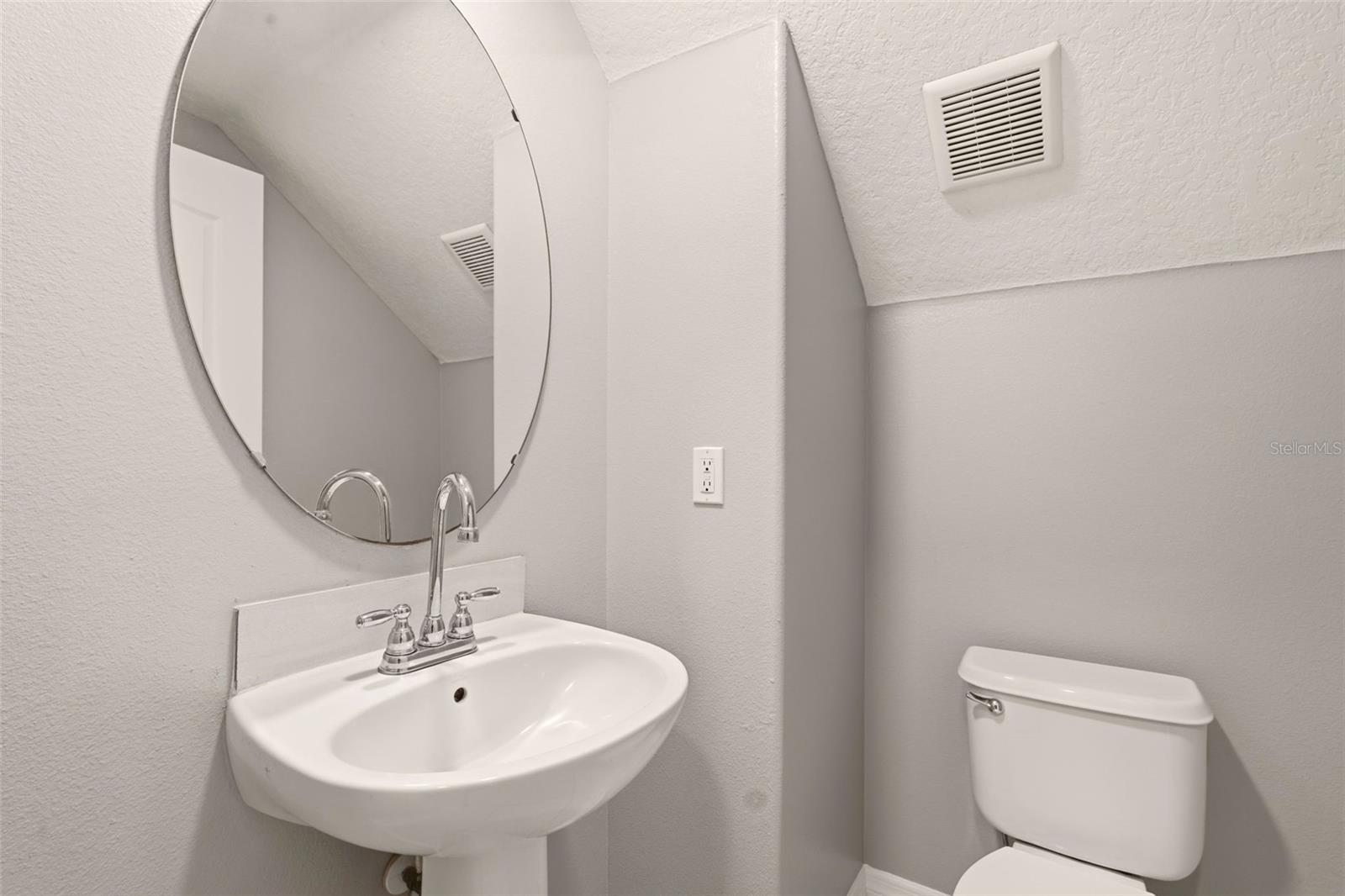 Image 20 of 22 For 253 Bella Rosa Circle