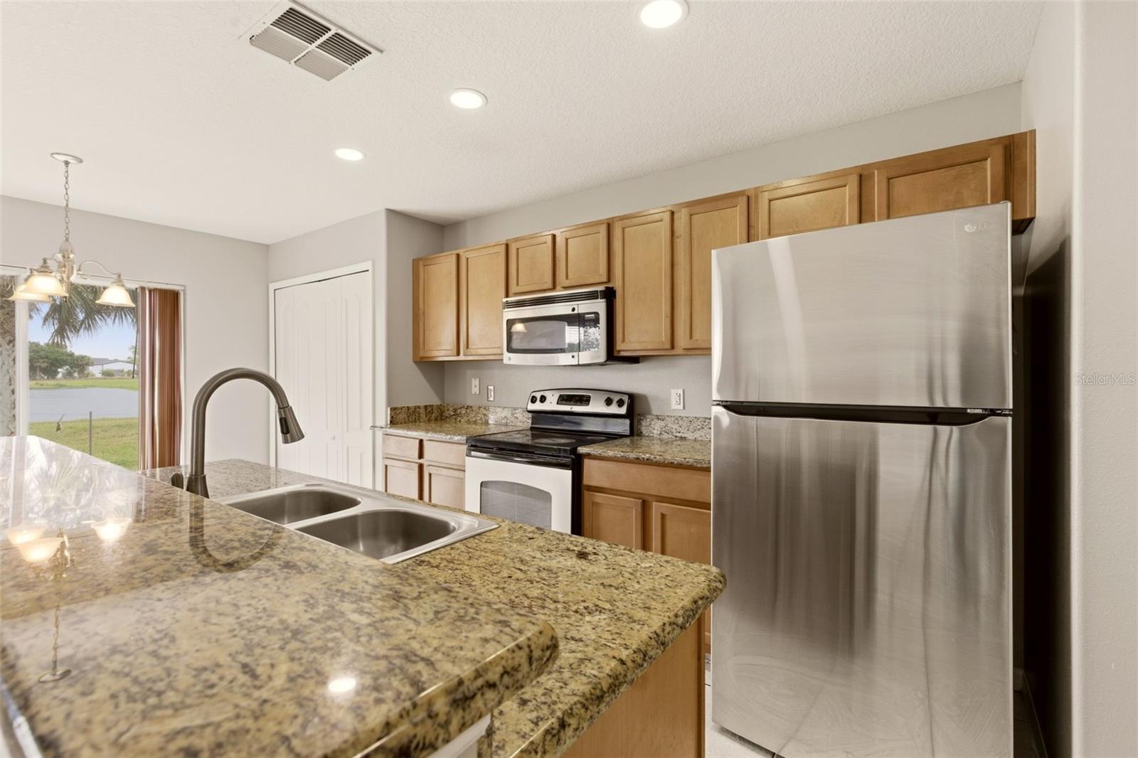 Image 9 of 22 For 253 Bella Rosa Circle