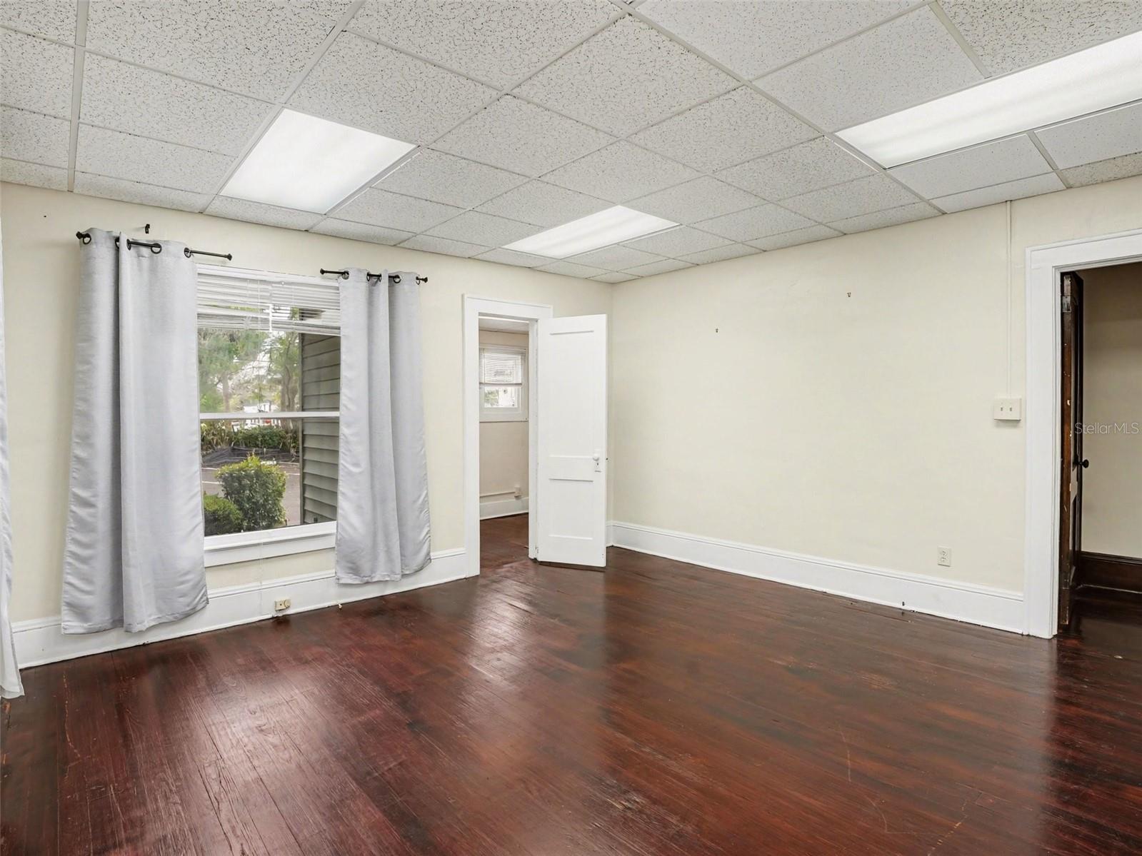 Image 13 of 28 For 1214 Livingston Street Street