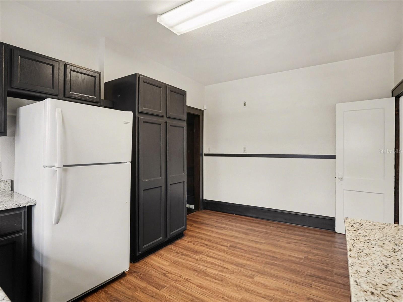 Image 8 of 28 For 1214 Livingston Street Street