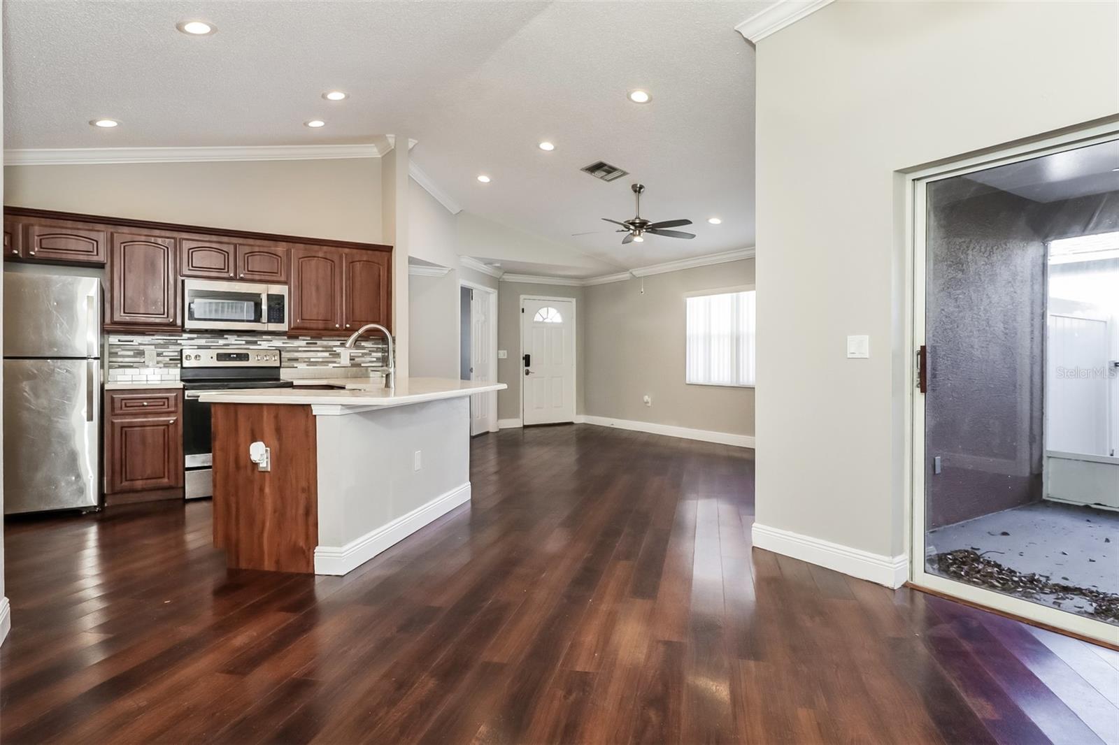 Image 6 of 21 For 8425 Goldome Drive