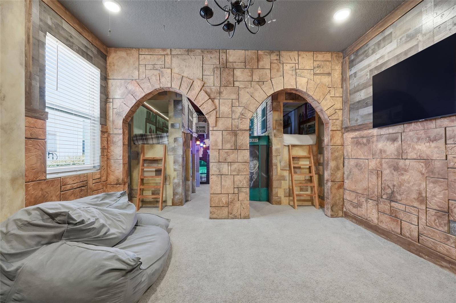 Image 11 of 95 For 2437 Shanti Drive