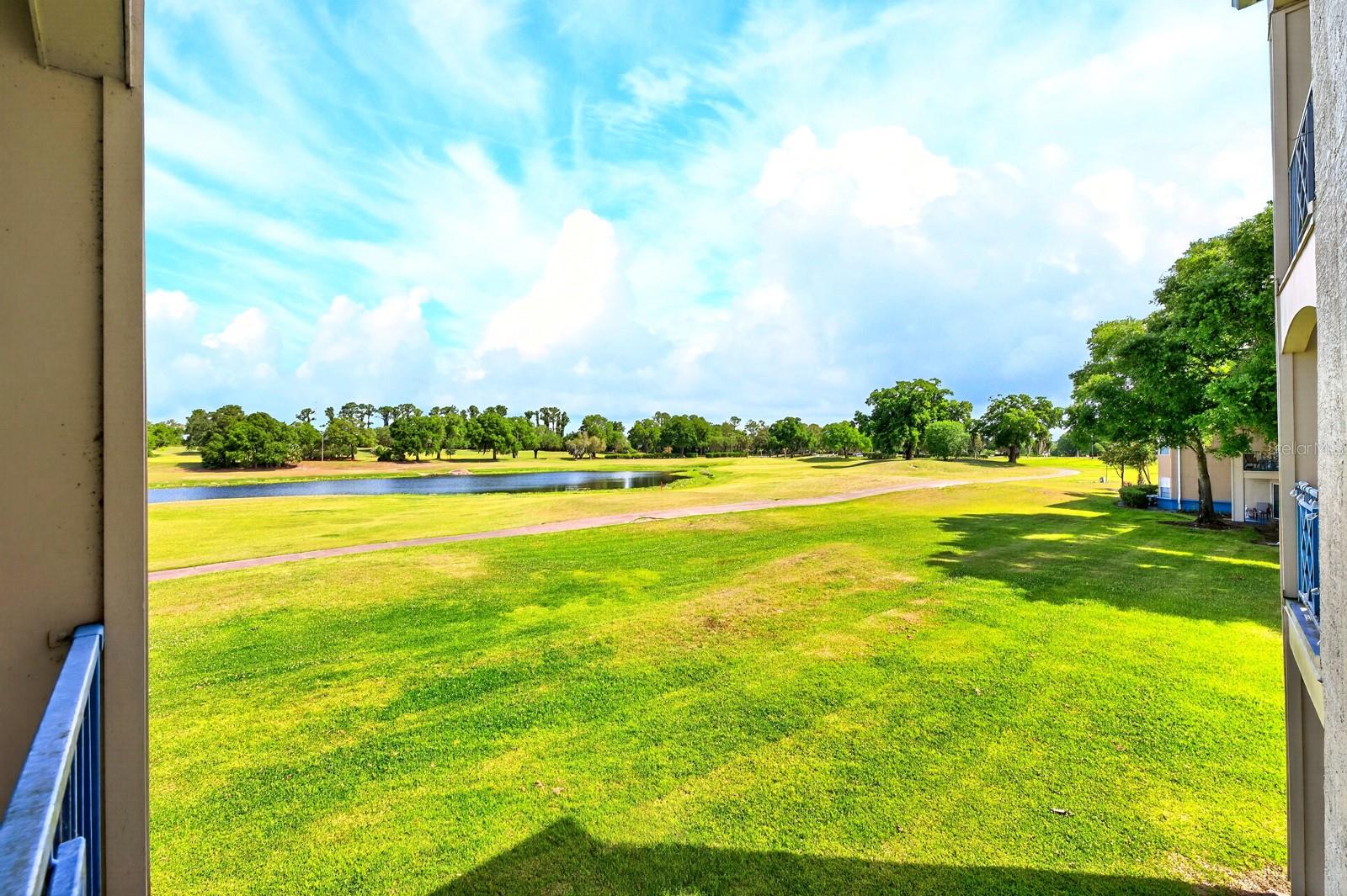 Image 18 of 35 For 7330 Westpointe Boulevard 424