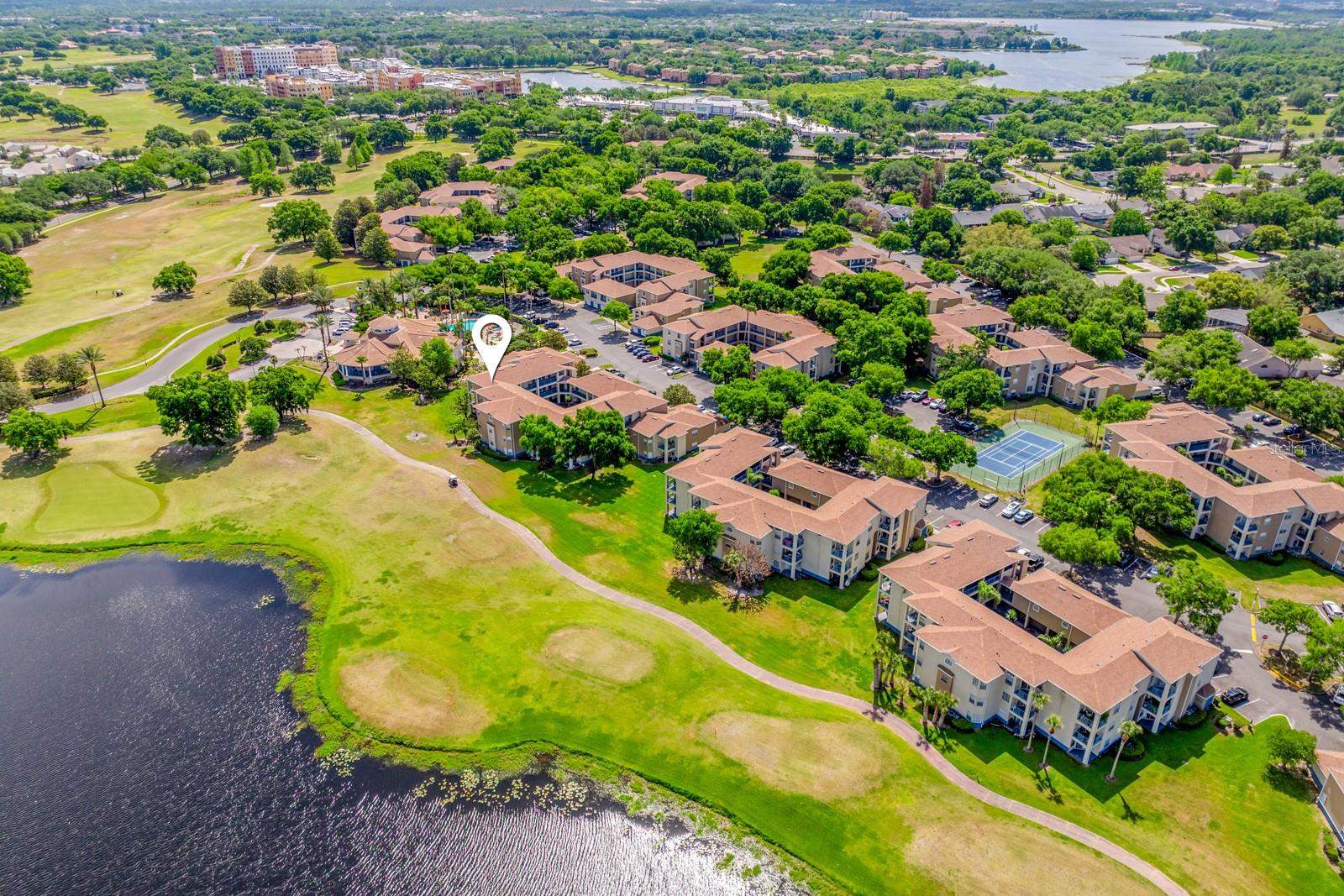 Image 3 of 35 For 7330 Westpointe Boulevard 424