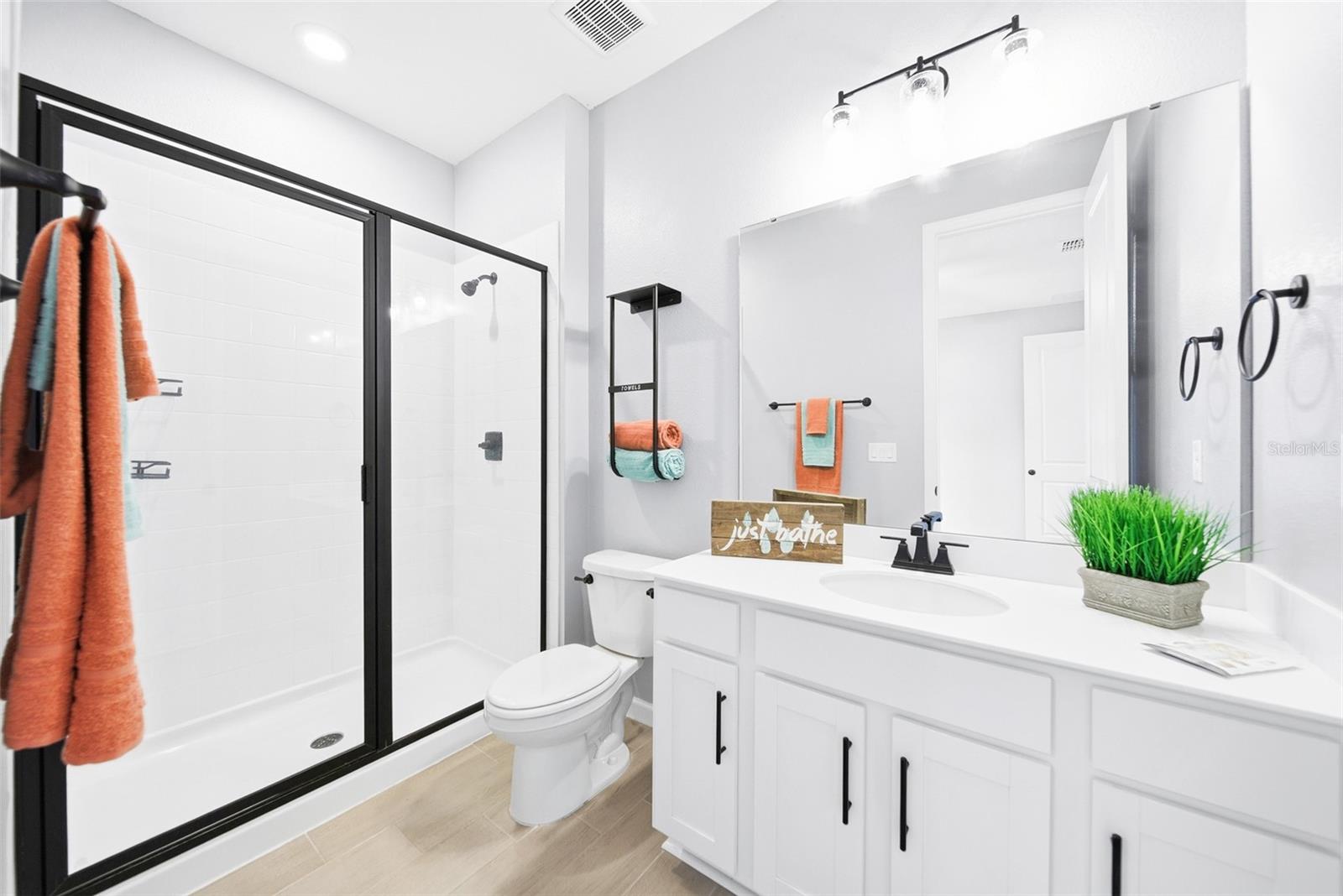 Image 16 of 28 For 253 Hilltop Bloom Loop