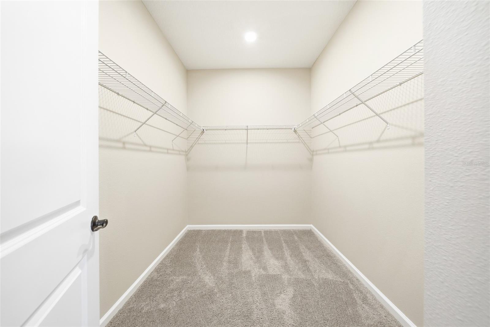 Image 21 of 28 For 253 Hilltop Bloom Loop