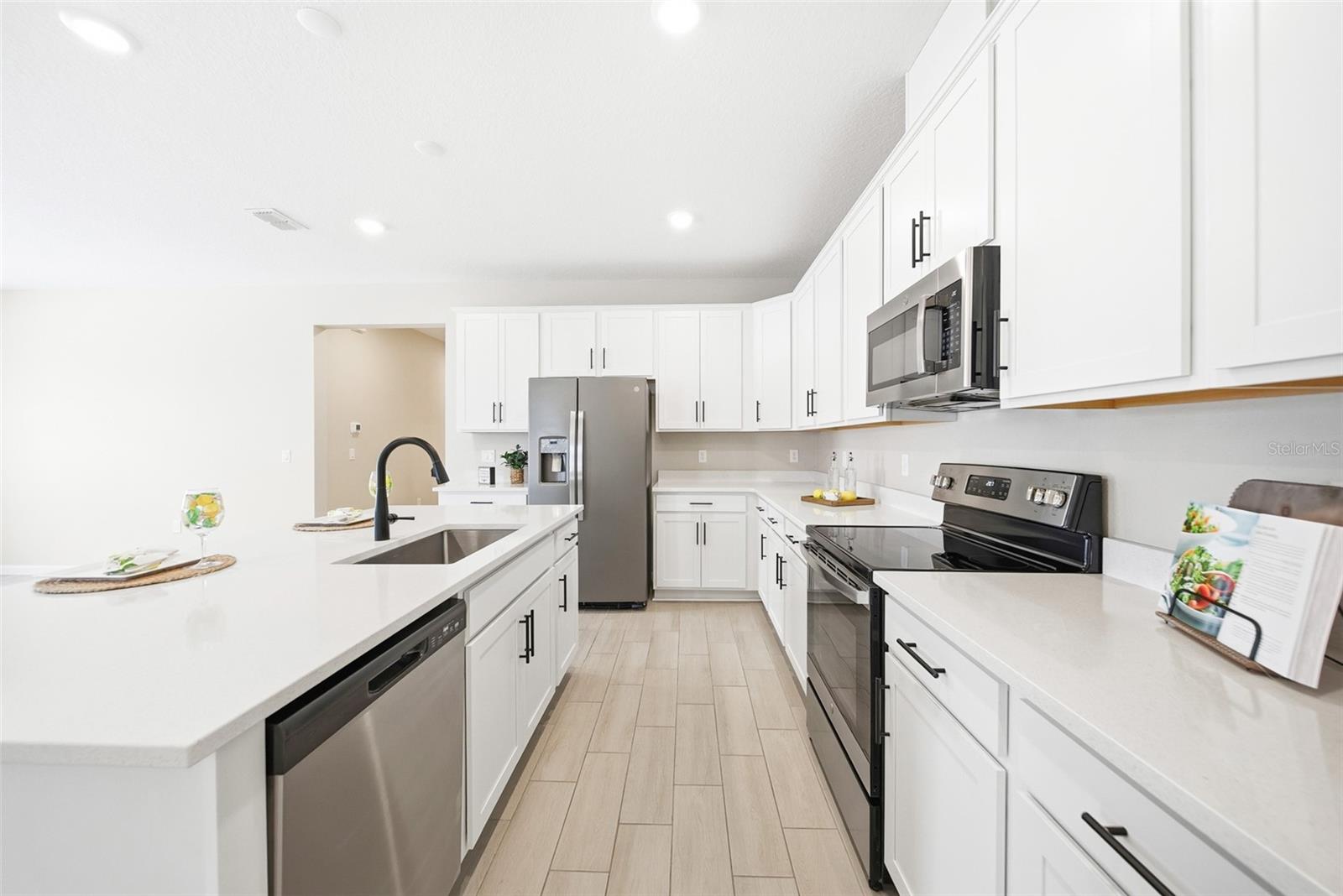 Image 6 of 28 For 253 Hilltop Bloom Loop