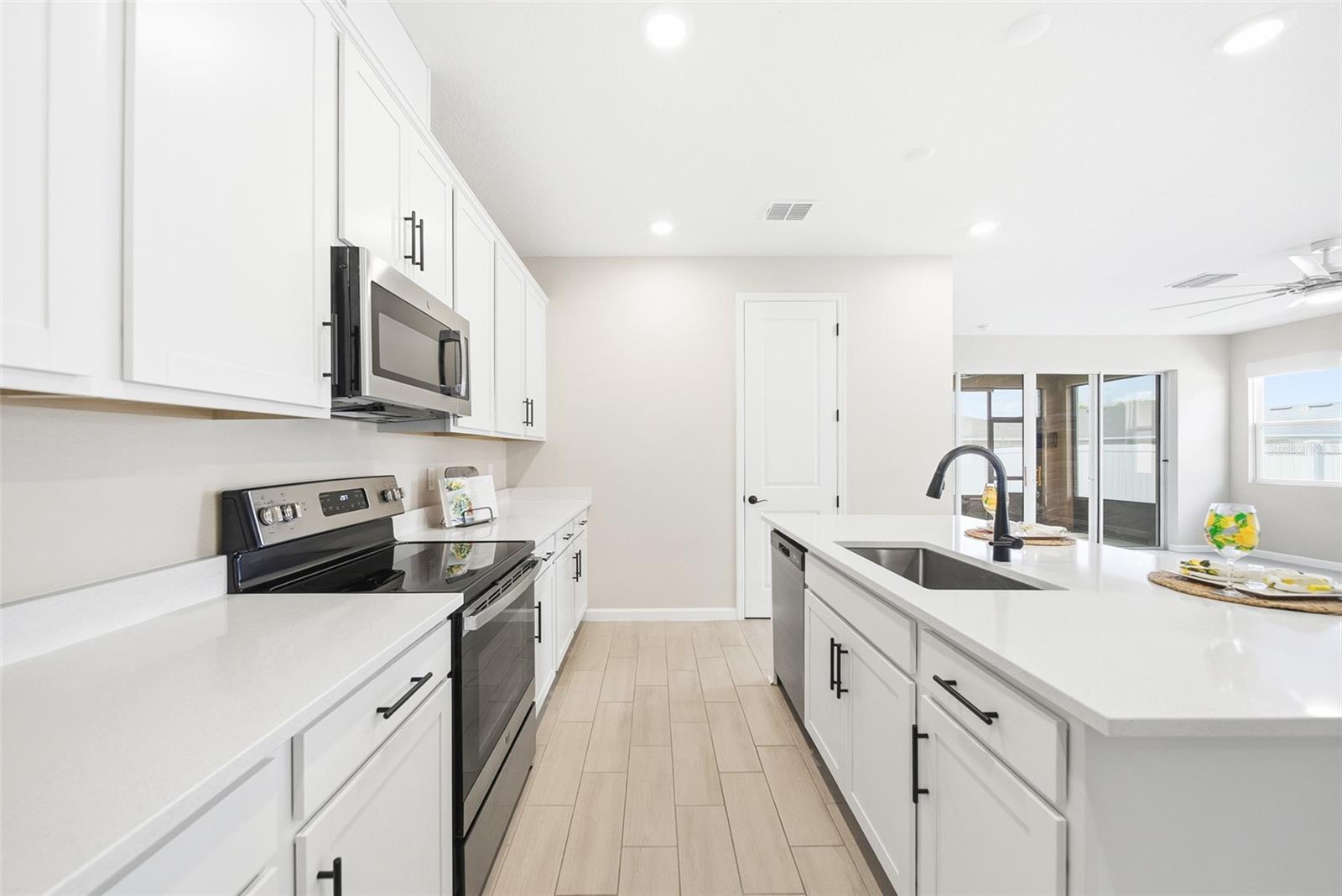 Image 7 of 28 For 253 Hilltop Bloom Loop