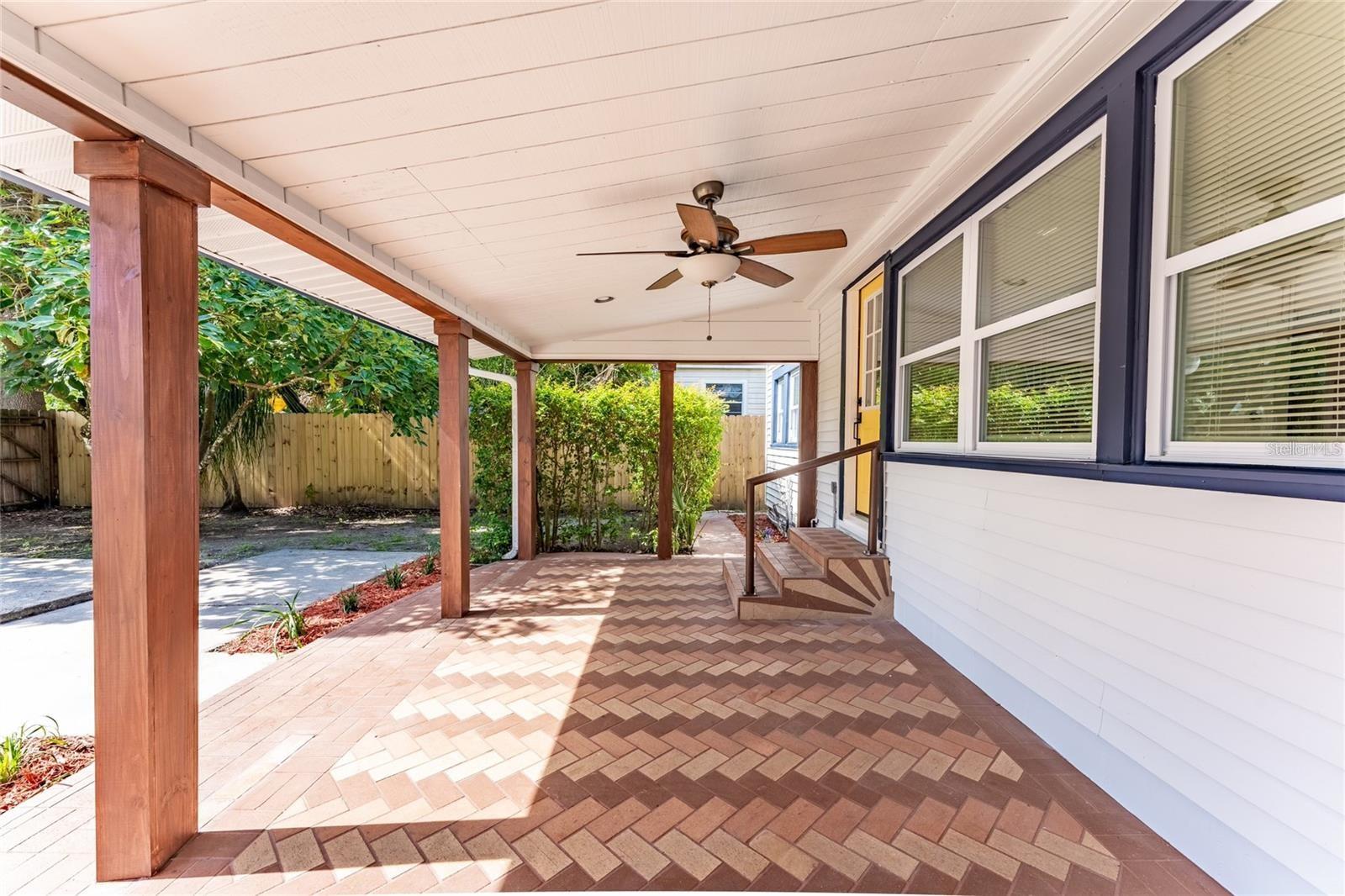 Image 24 of 27 For 845 Floral Drive