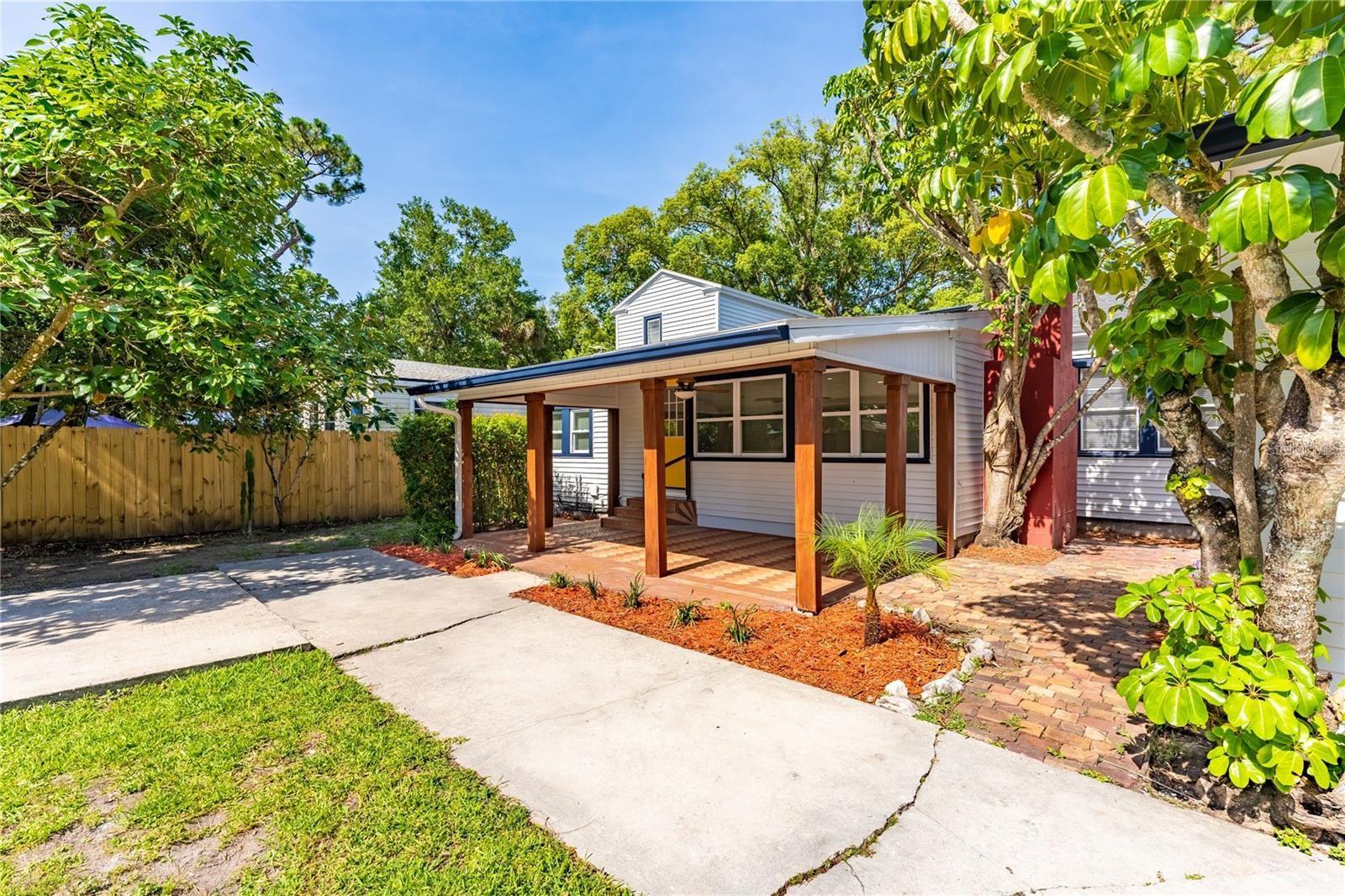 Image 3 of 27 For 845 Floral Drive