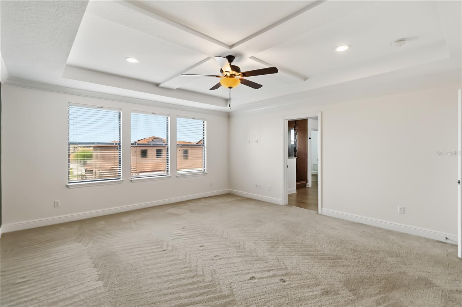 Image 16 of 26 For 911 Arbor Pointe Avenue