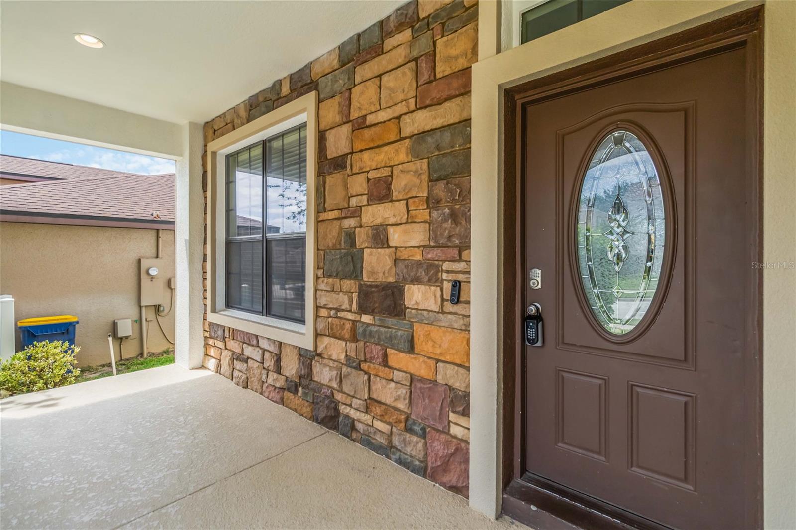 Image 3 of 26 For 911 Arbor Pointe Avenue