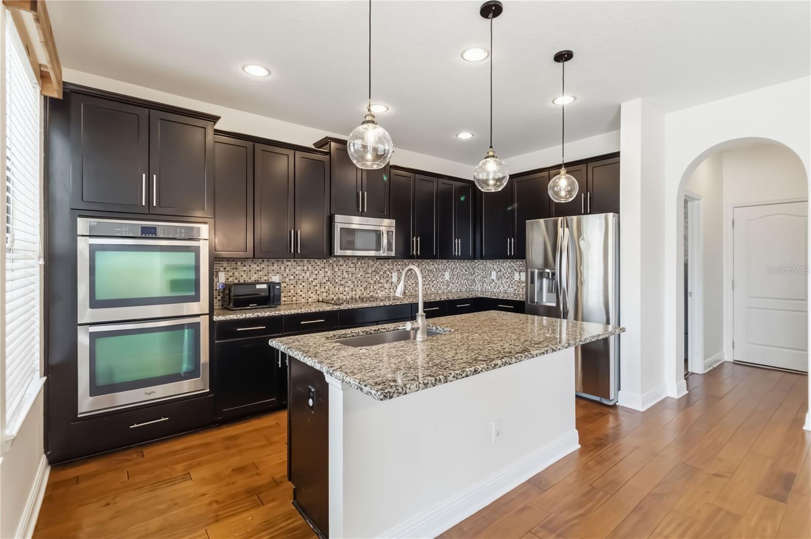 Image 8 of 26 For 911 Arbor Pointe Avenue