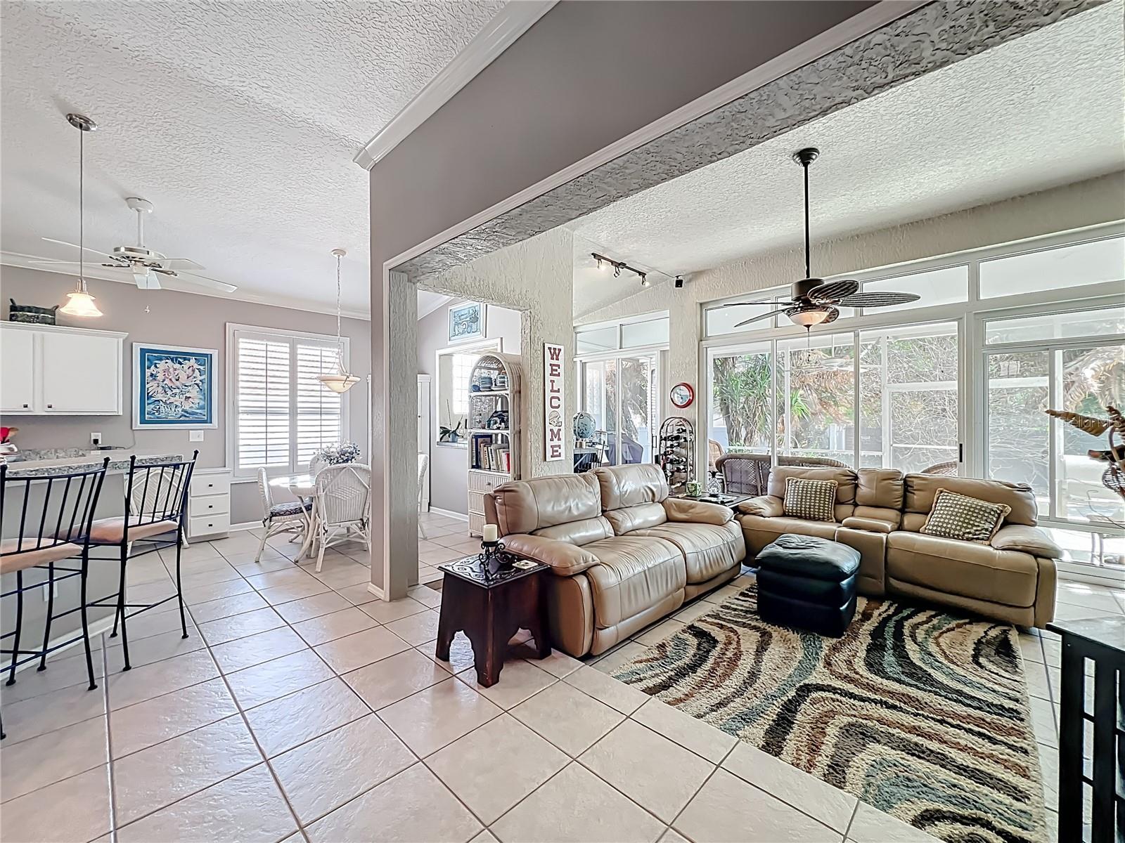 Image 22 of 69 For 233 Hanging Moss Circle